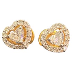0,70 Karat F/VS1 Herz & runde Diamanten Halo-Ohrstecker aus 18K Gelbgold