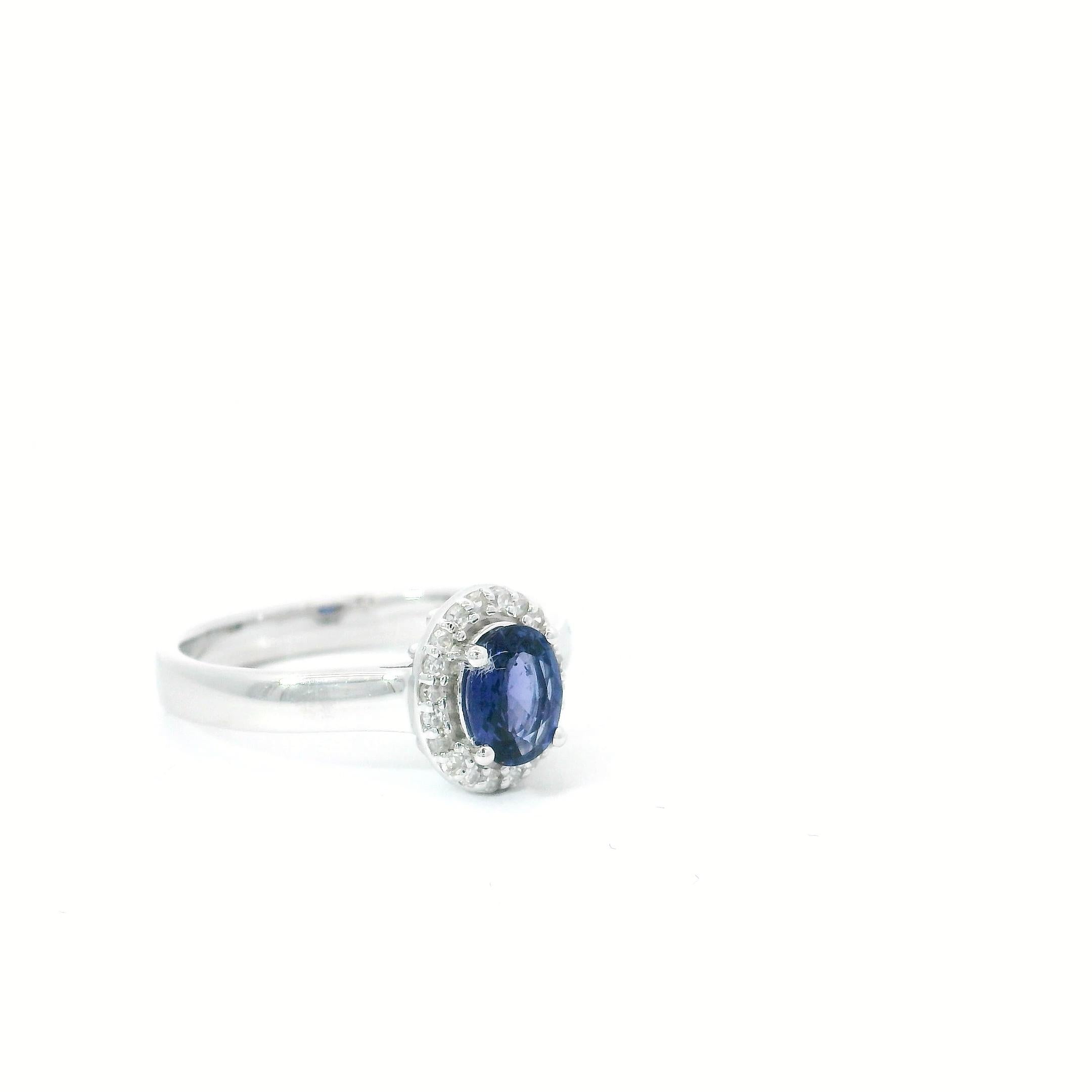 0.70 carats sapphire ring For Sale 1