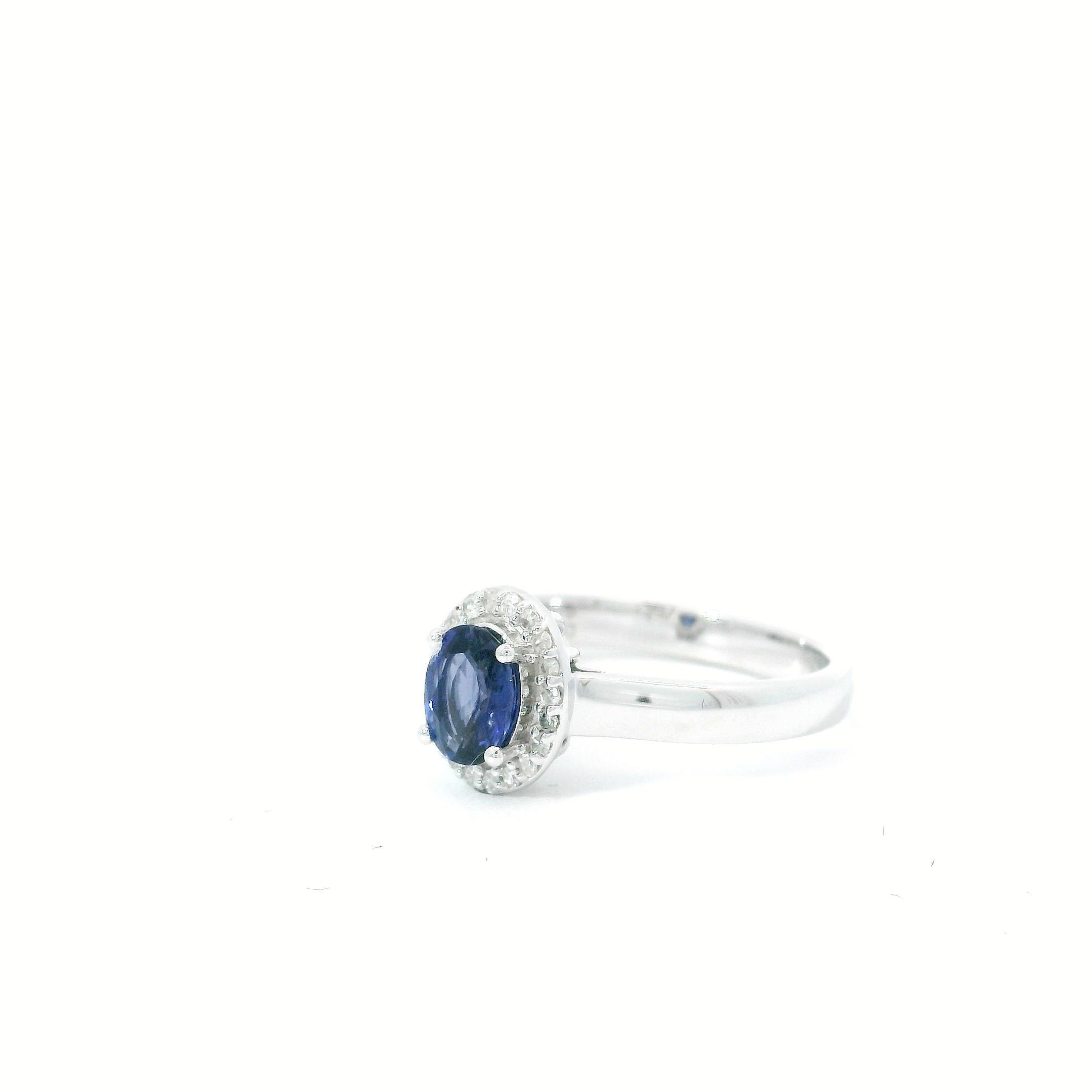 0.70 carats sapphire ring For Sale 3