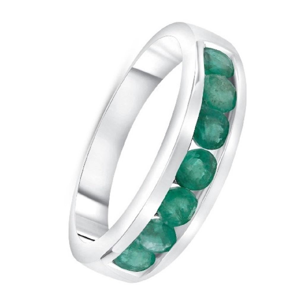 For Sale:  0.70 ct. Natural Green Emerald Gemstone Band 7 Stone Channel Setting 4