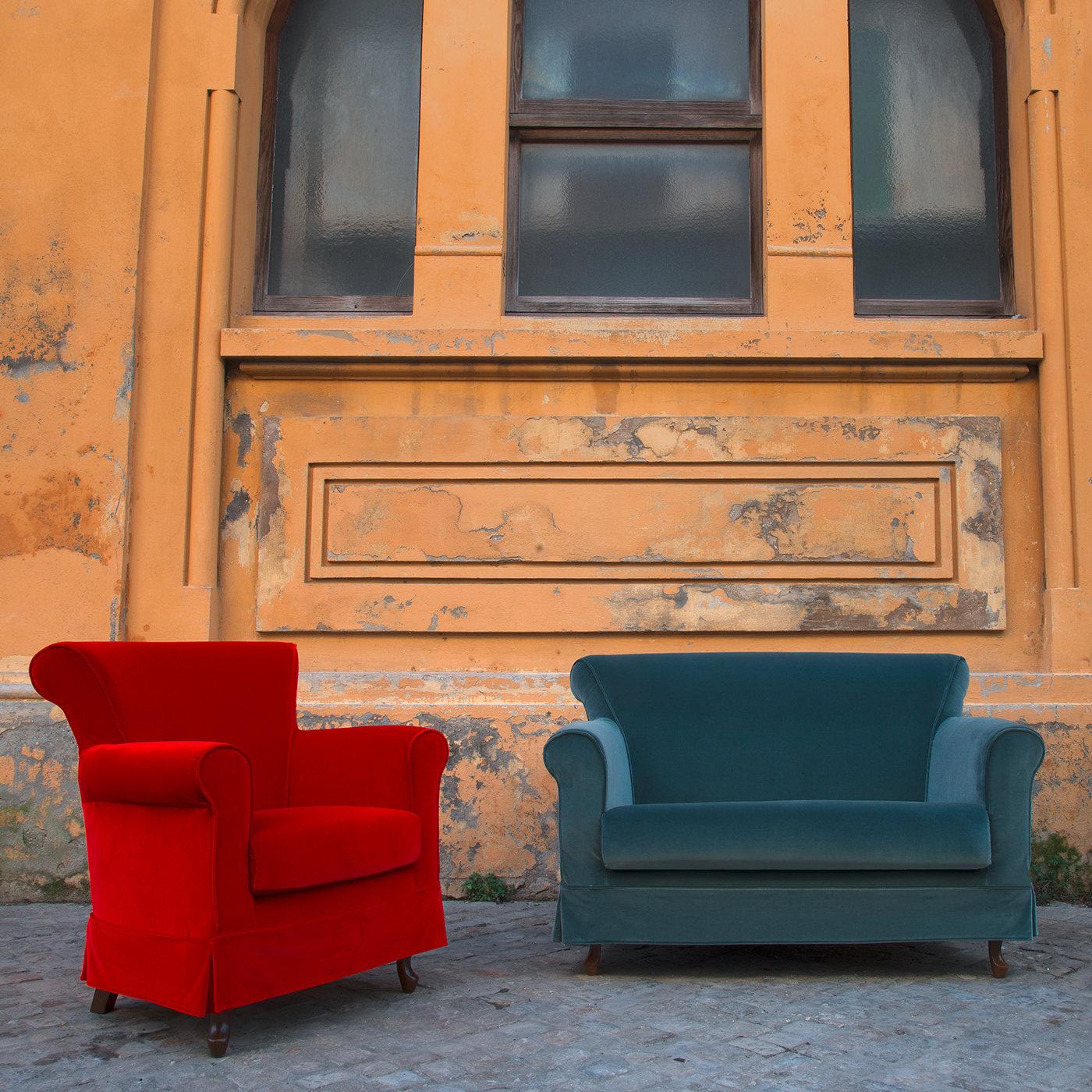 070 Red Armchair In New Condition In Milan, IT