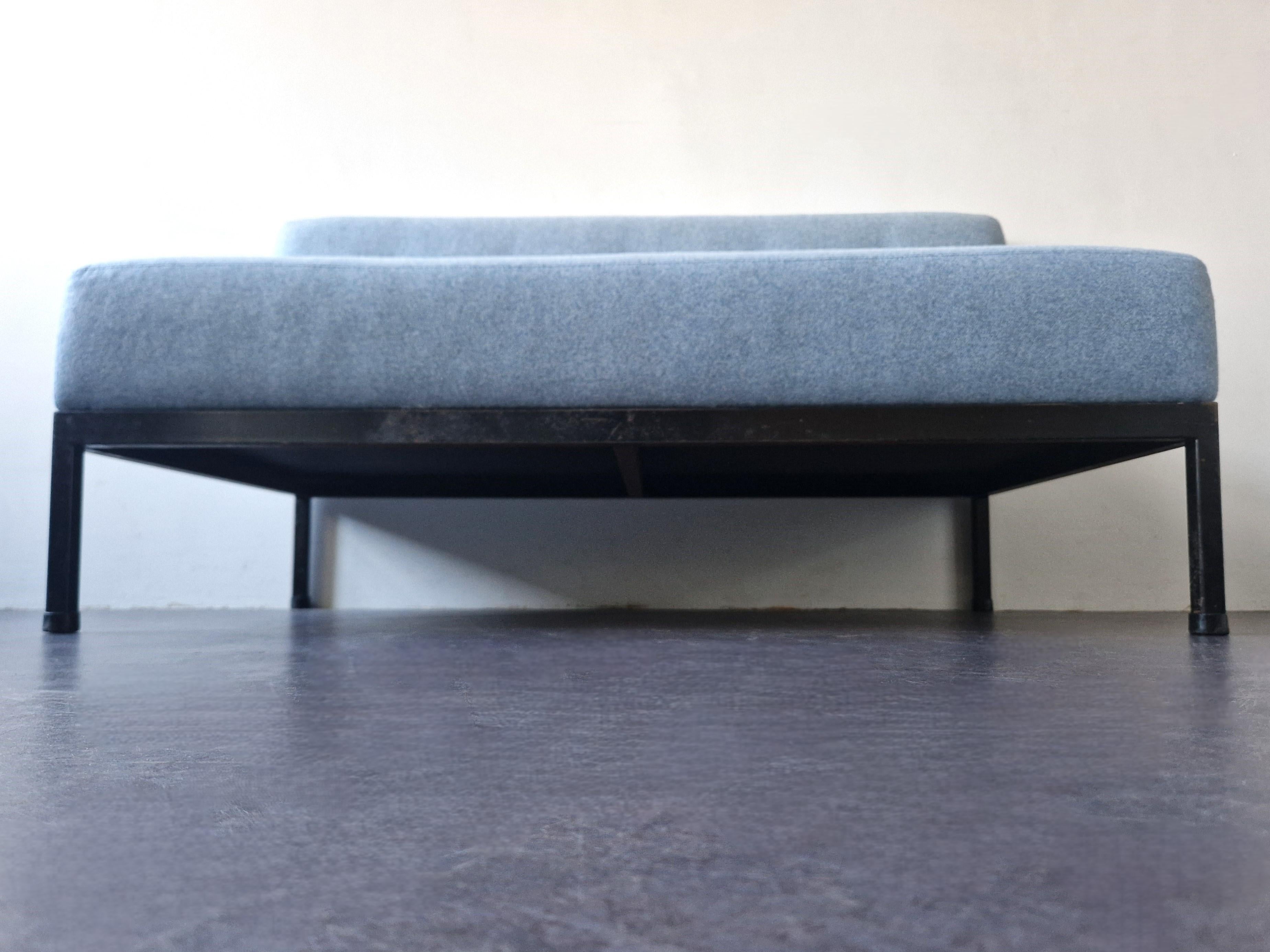 Milieu du XXe siècle Canapé 2 places de la série 070 par Kho Liang Ie pour Artifort, The Netherlands 1964 en vente
