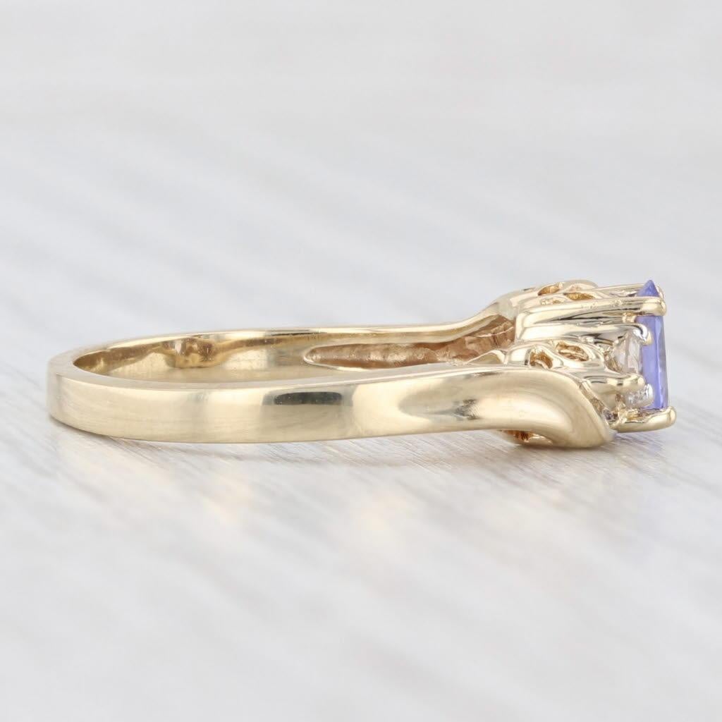 Women's or Men's 0.70ctw Oval Tanzanite Diamond Ring 14k Yellow Gold Size 7 For Sale