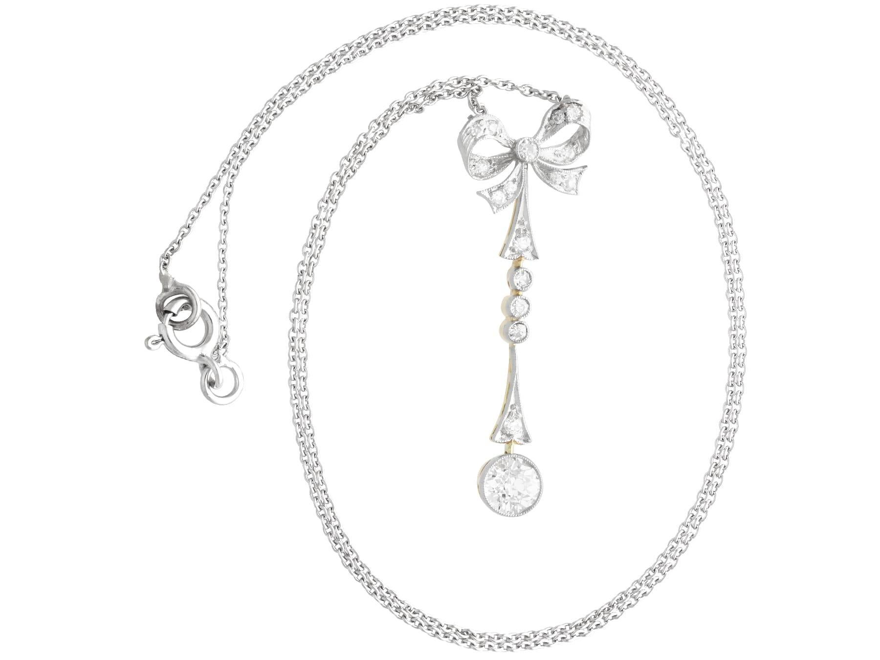 Édouardien Pendentif ancien en or jaune 14 carats avec diamants de 0,71 carat, c. 1910 en vente