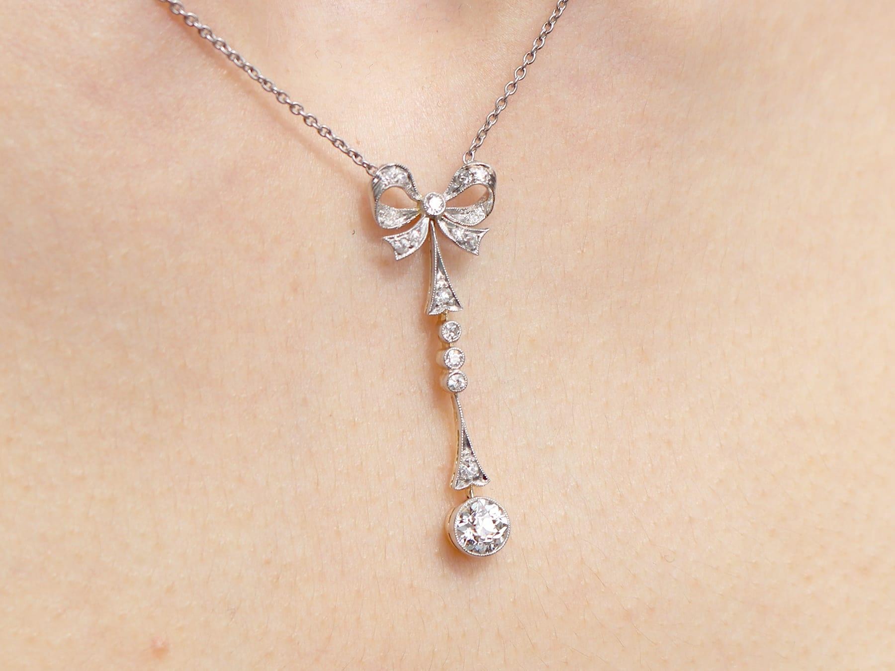Pendentif ancien en or jaune 14 carats avec diamants de 0,71 carat, c. 1910 en vente 2