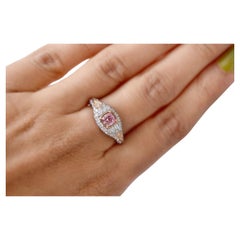 0.71 Carat Faint Pink Diamond Ring I1 Clarity Certifié GIA