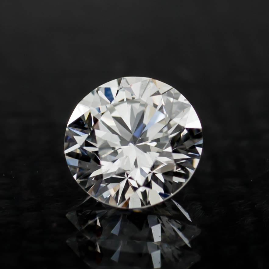 Round Cut 0.71 Carat Loose F / VS2 Round Brilliant Cut Diamond GIA Certified For Sale