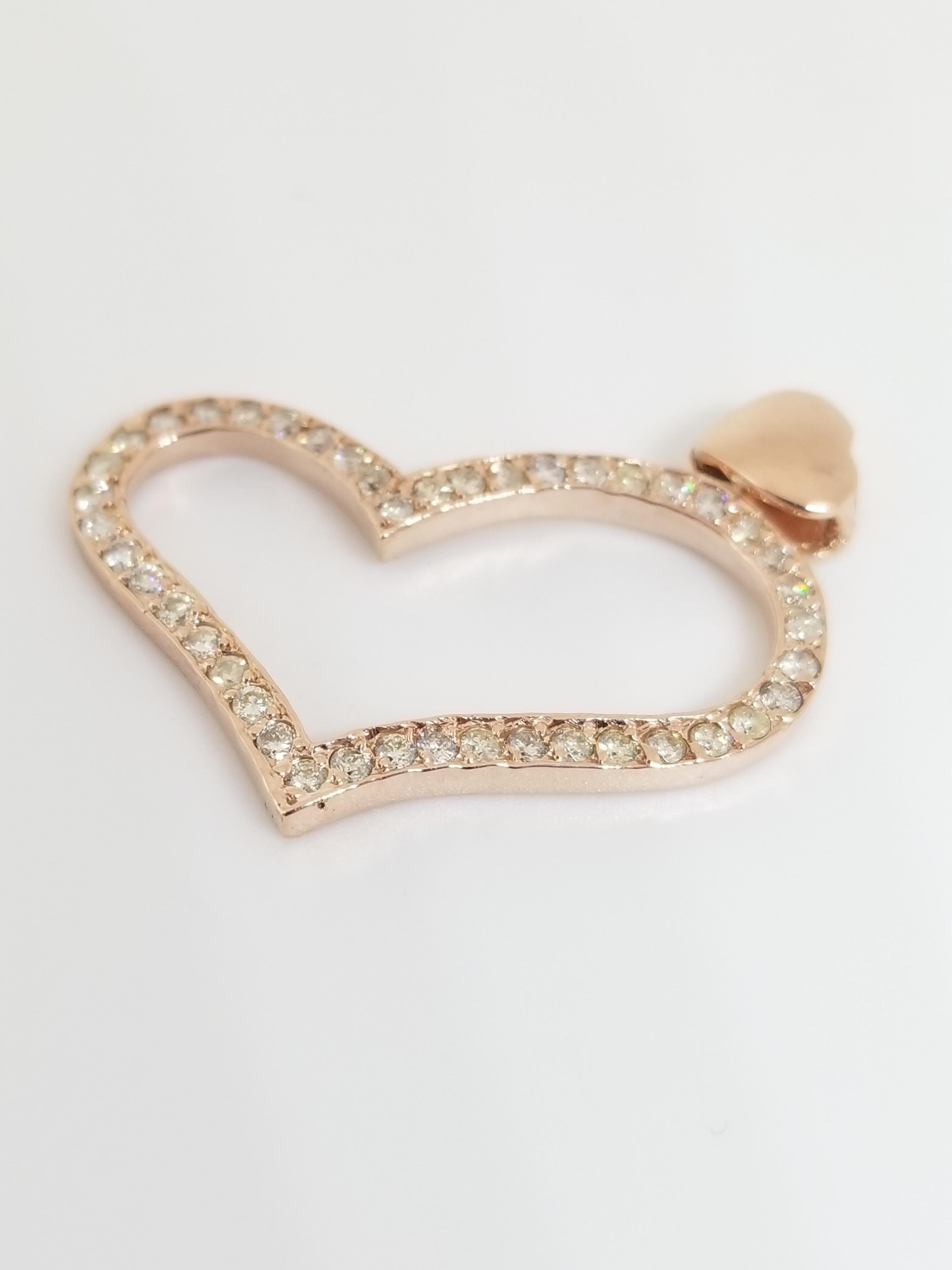 0.70 Carat Heart Shape Rose Gold Pendant 14 Karat In New Condition In Great Neck, NY