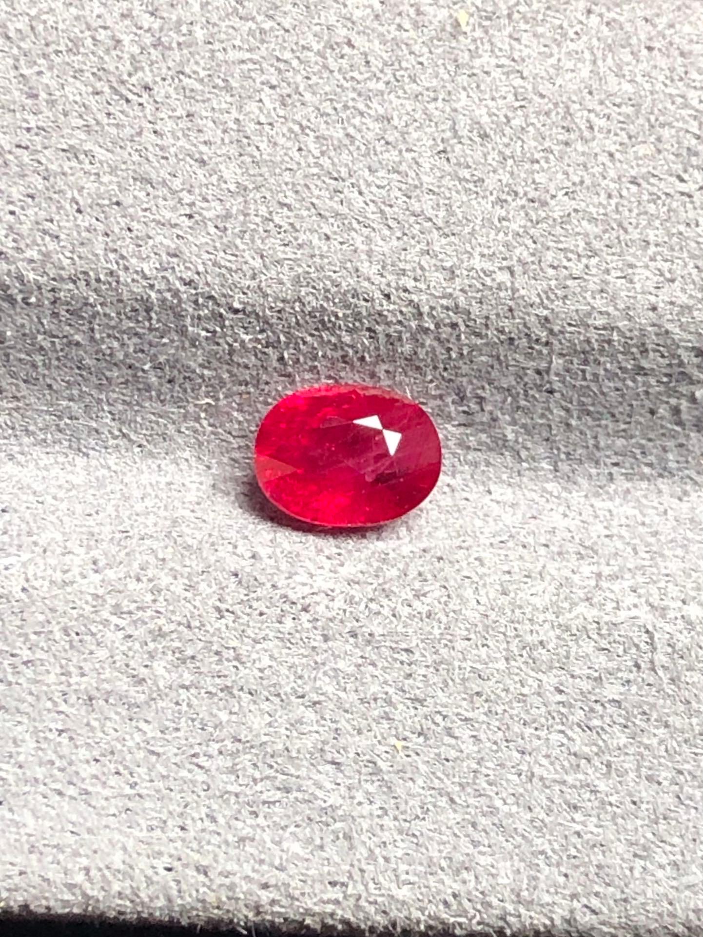 da uomo o donna 0,71 Ct  GIA Certified Unheated Ruby Burma Pigeon Blood qualità occhi puliti in vendita