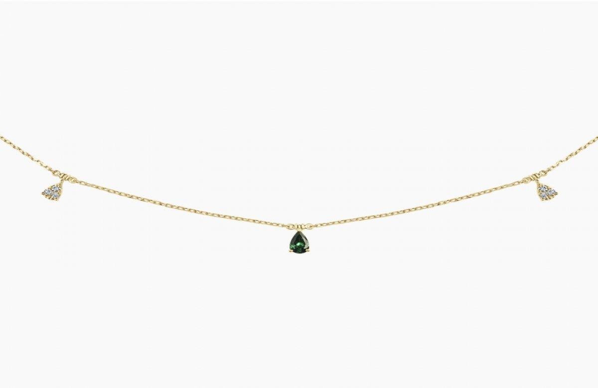 Contemporary 0.71 Ct Green Tsavorite & Illusion Drop Diamond Necklace  For Sale