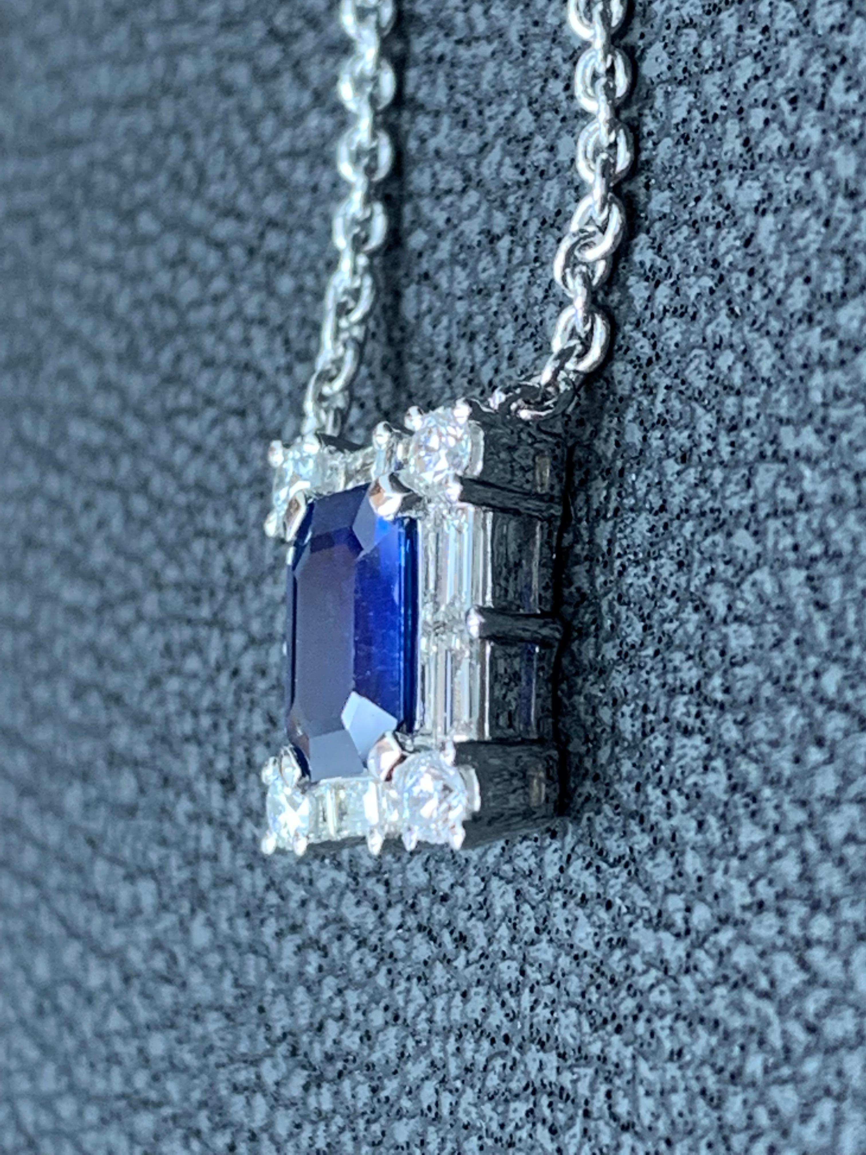 0.72 Carat Emerald Cut Blue Sapphire Diamond Pendant Necklace in 18K White Gold For Sale 4