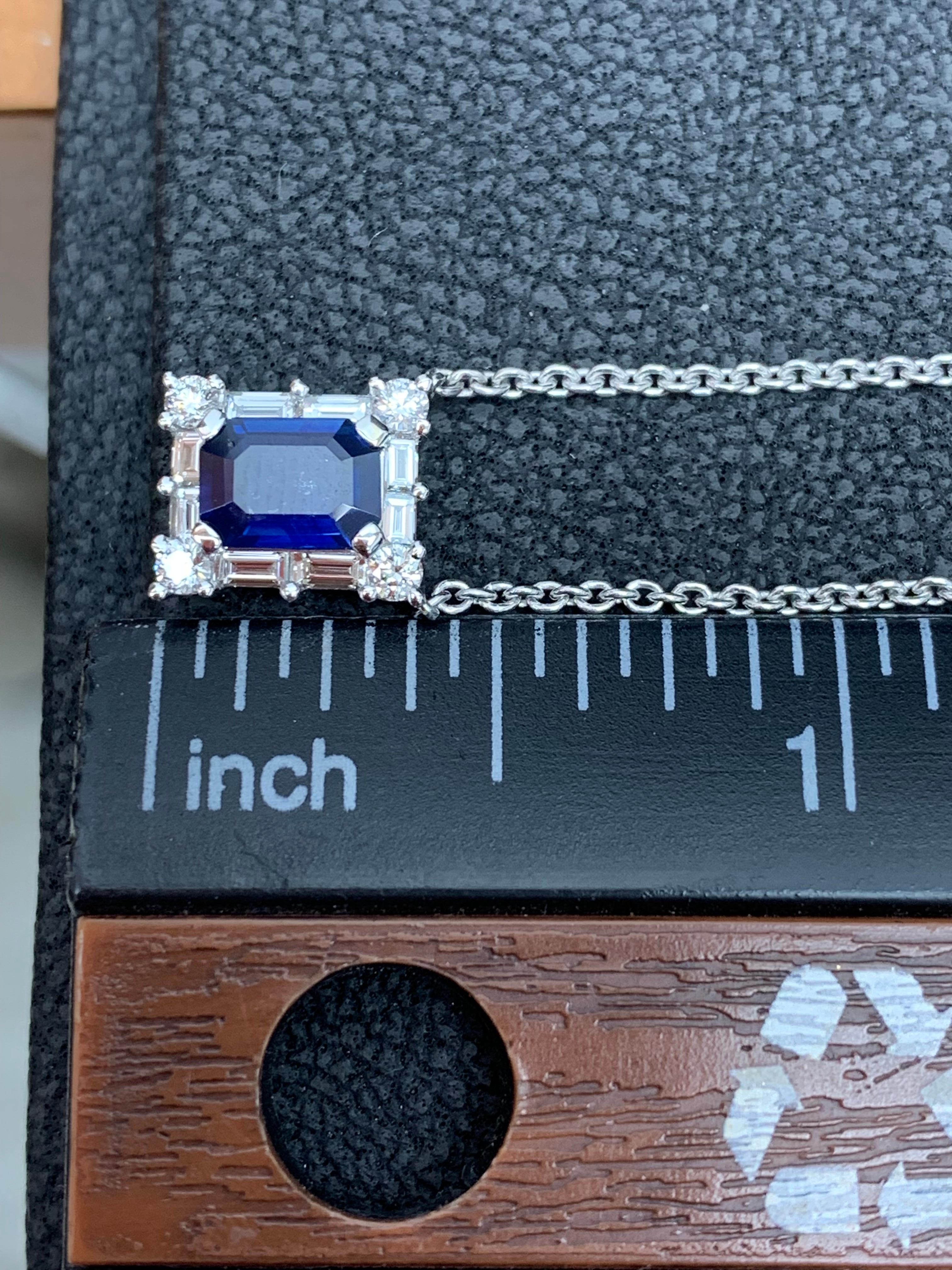 0.72 Carat Emerald Cut Blue Sapphire Diamond Pendant Necklace in 18K White Gold For Sale 1