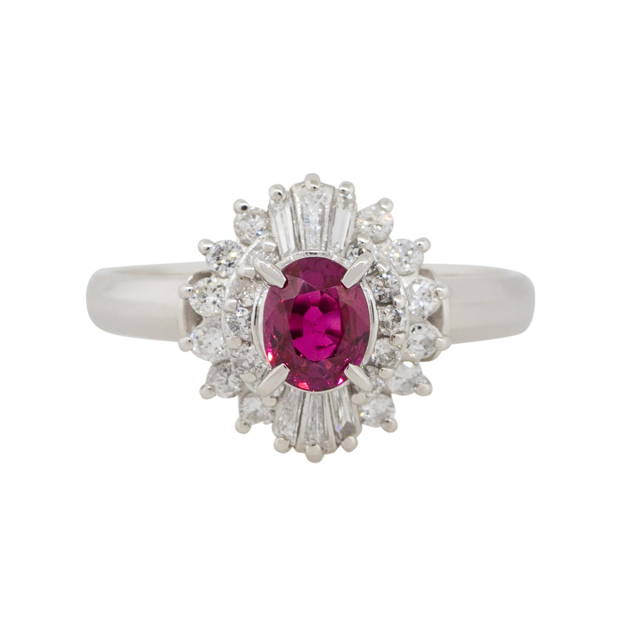 MATERIAL: Platin
Edelstein-Details: Ca. 0,72ctw oval geformt Ruby Zentrum Edelstein
Details der Diamanten: Ca. 0.41ctw von runden und Baguette-Schliff Diamanten. Die Diamanten haben eine Farbe von G/H und eine Reinheit von VS.
Ringgröße: 6.25  