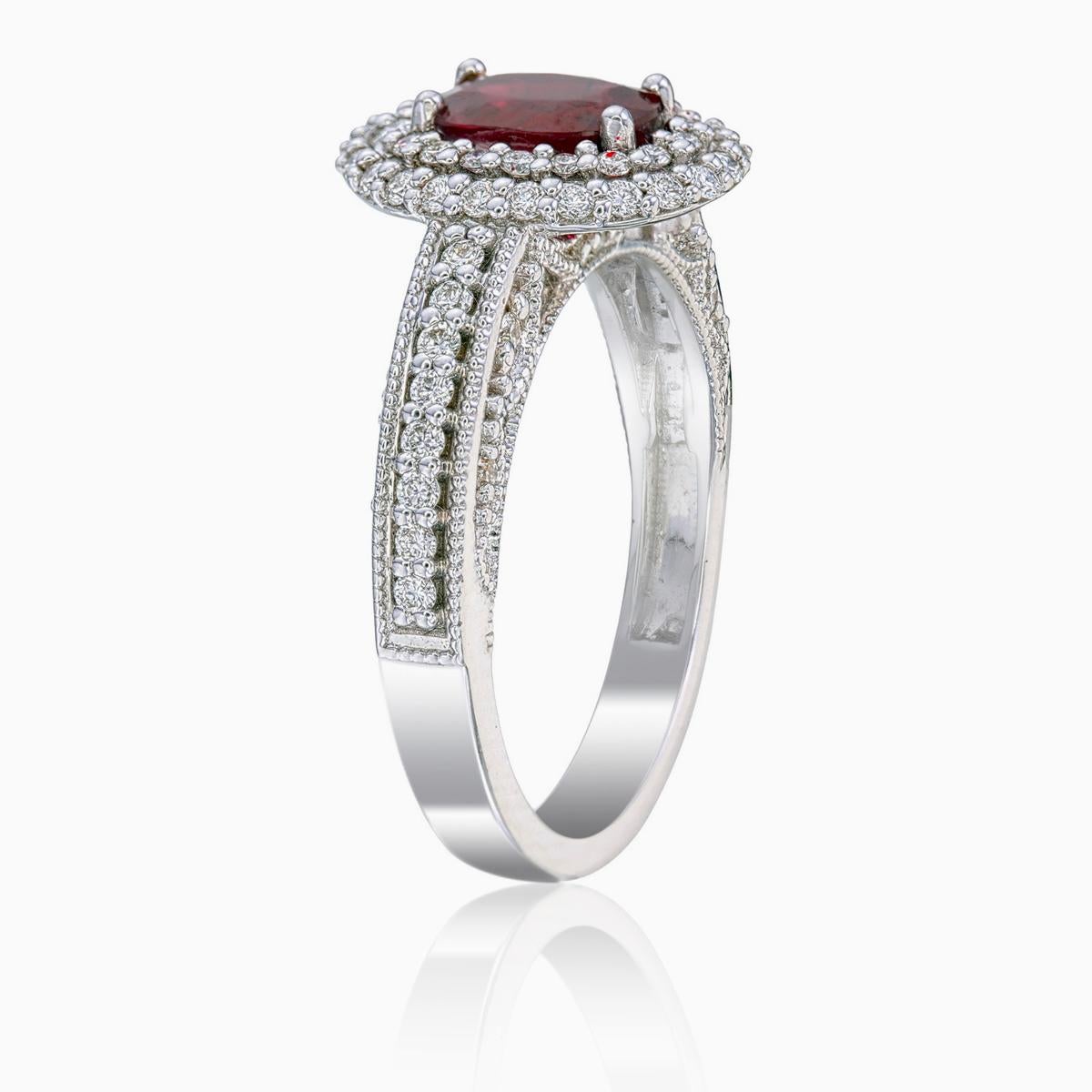 0.72 Carat Pigeon Blood Burma No Heat Ruby and Diamond Ring in 18 Karat Gold In New Condition For Sale In Bangkok, TH