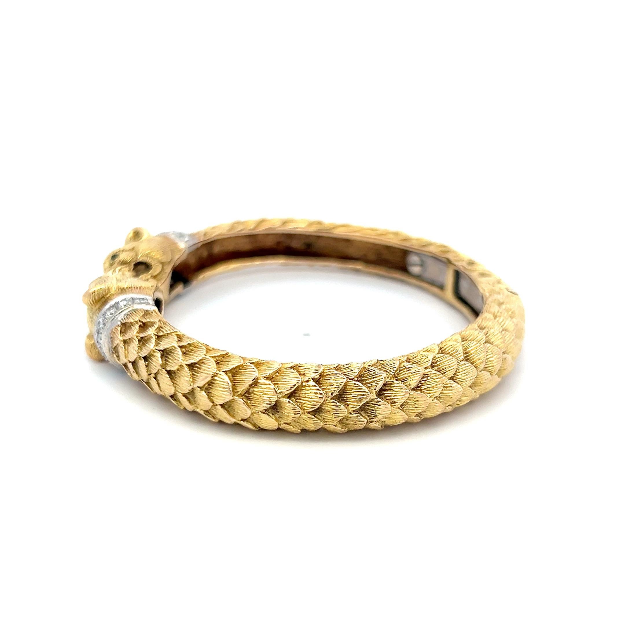 0.72 Carat Round Brilliant Diamond 0.04 Carat Emerald 18K Two Tone Gold Bracelet In Good Condition For Sale In New York, NY
