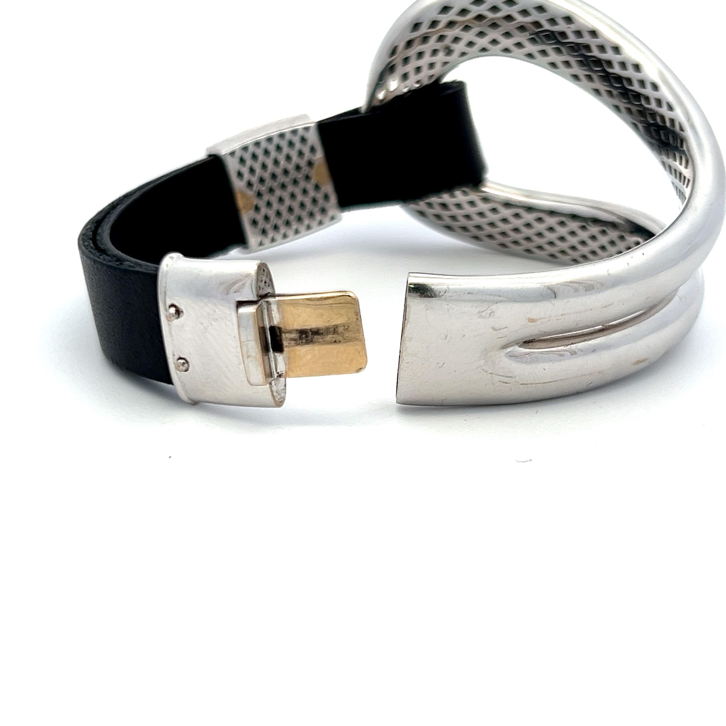 0,72 Karat Runder Brillant I VS2 Diamant 18 Karat Weißgold Manschettenarmband im Angebot 1