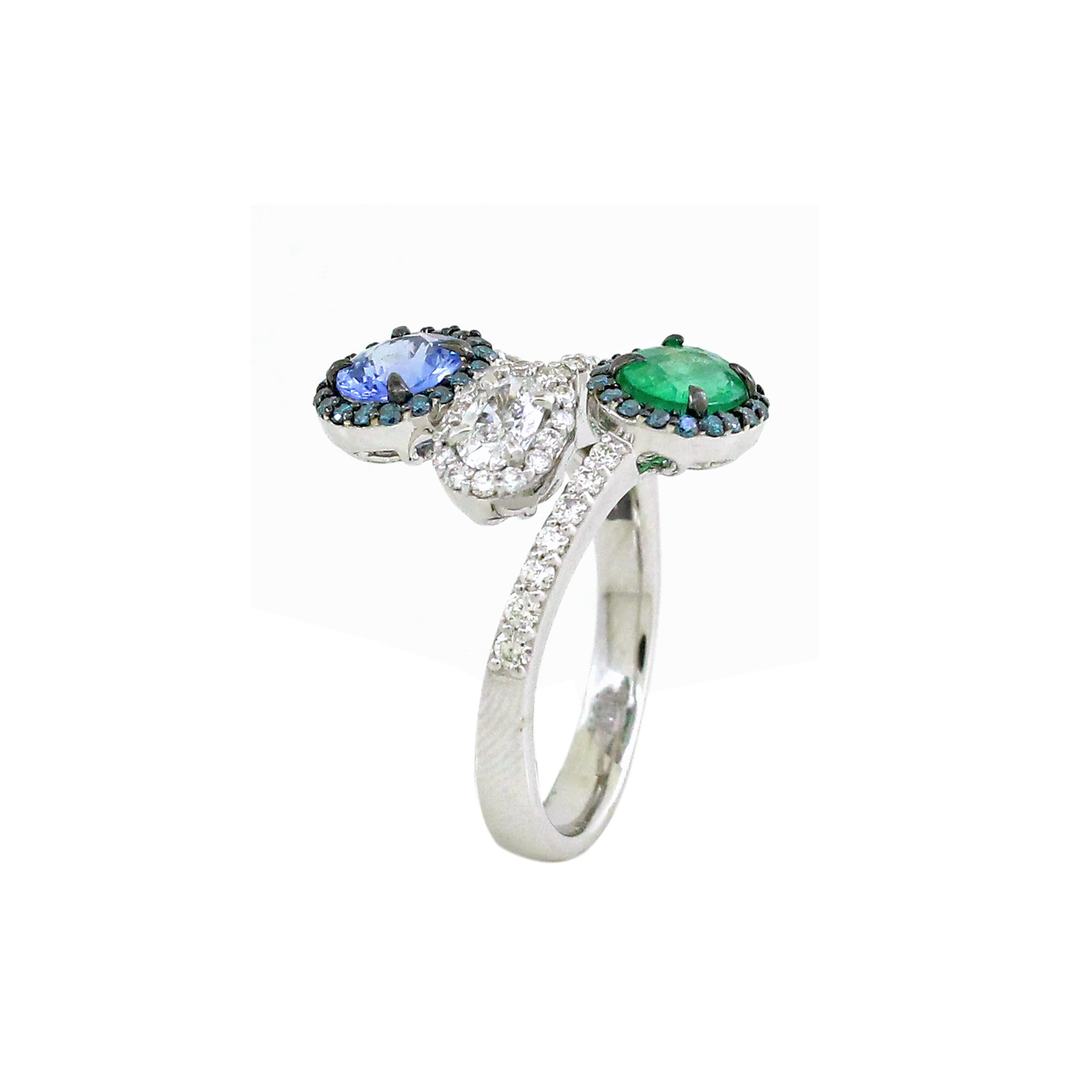 Modern 0.72 Cts Emerald and 0.66 Cts Tanzanite Ring For Sale