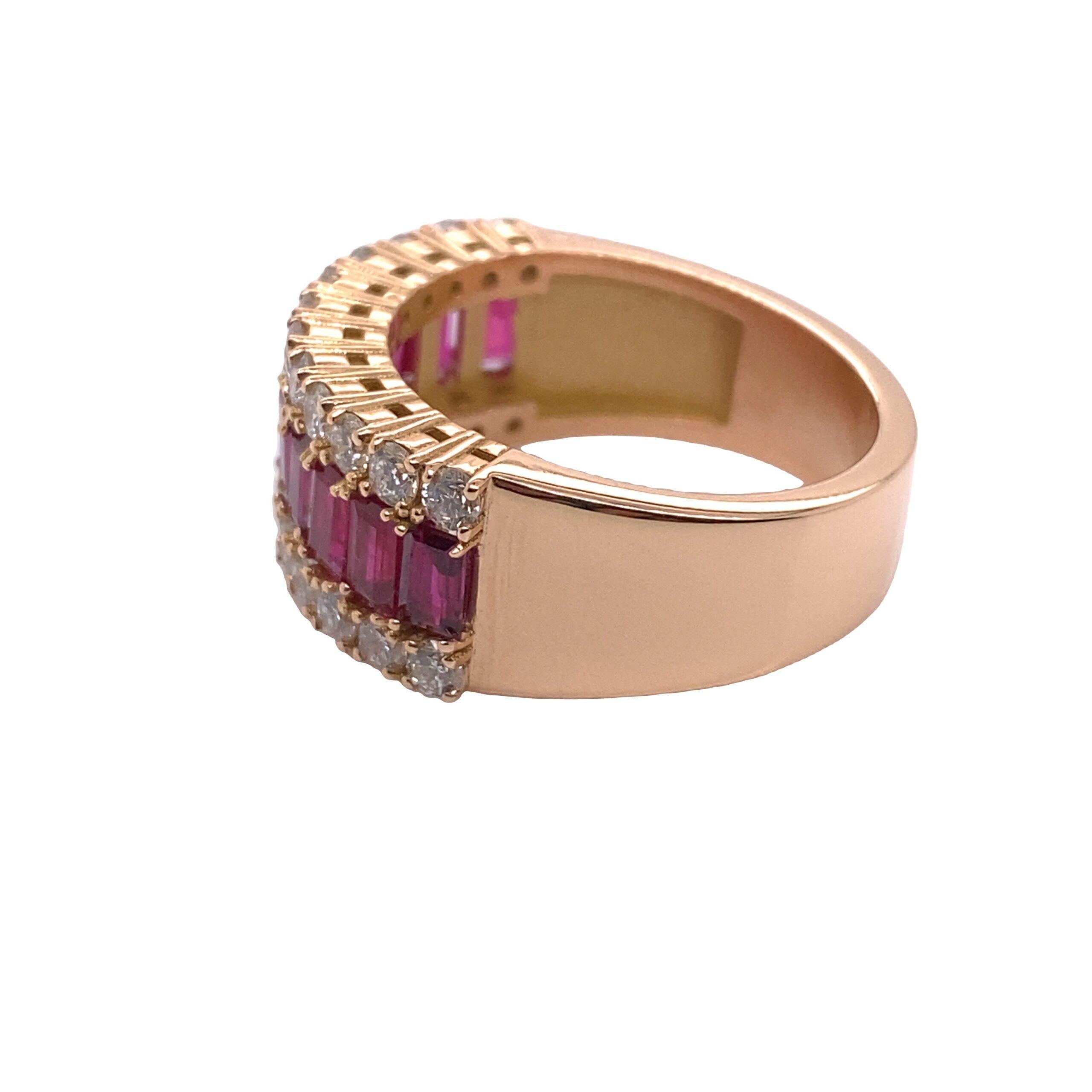 0.72ct Diamonds and Fine Quality Ruby Ring in 18ct Rose Gold In New Condition For Sale In London, GB
