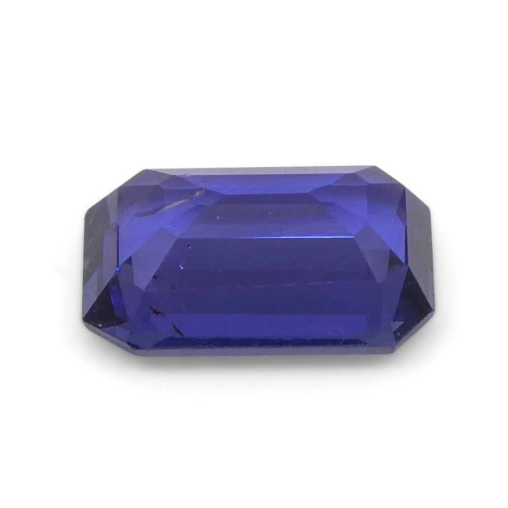 Saphir bleu taille émeraude de 0.72 carat provenant d'Afrique de l'Est, non chauffé Unisexe en vente