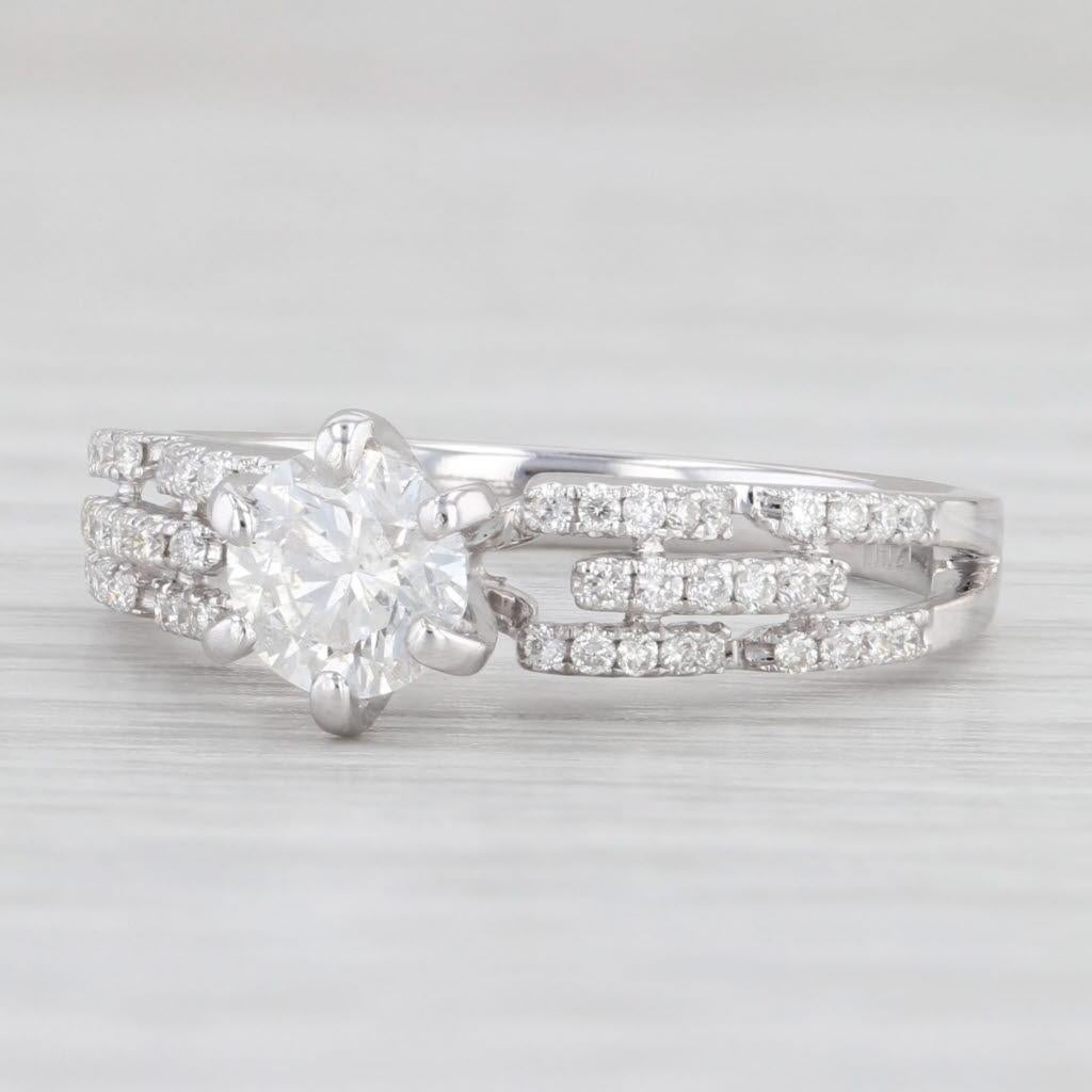 0,72ctw Runde Diamant Verlobungsring 14k Weißgold Einzigartige Band Größe 6,75 für Damen oder Herren im Angebot
