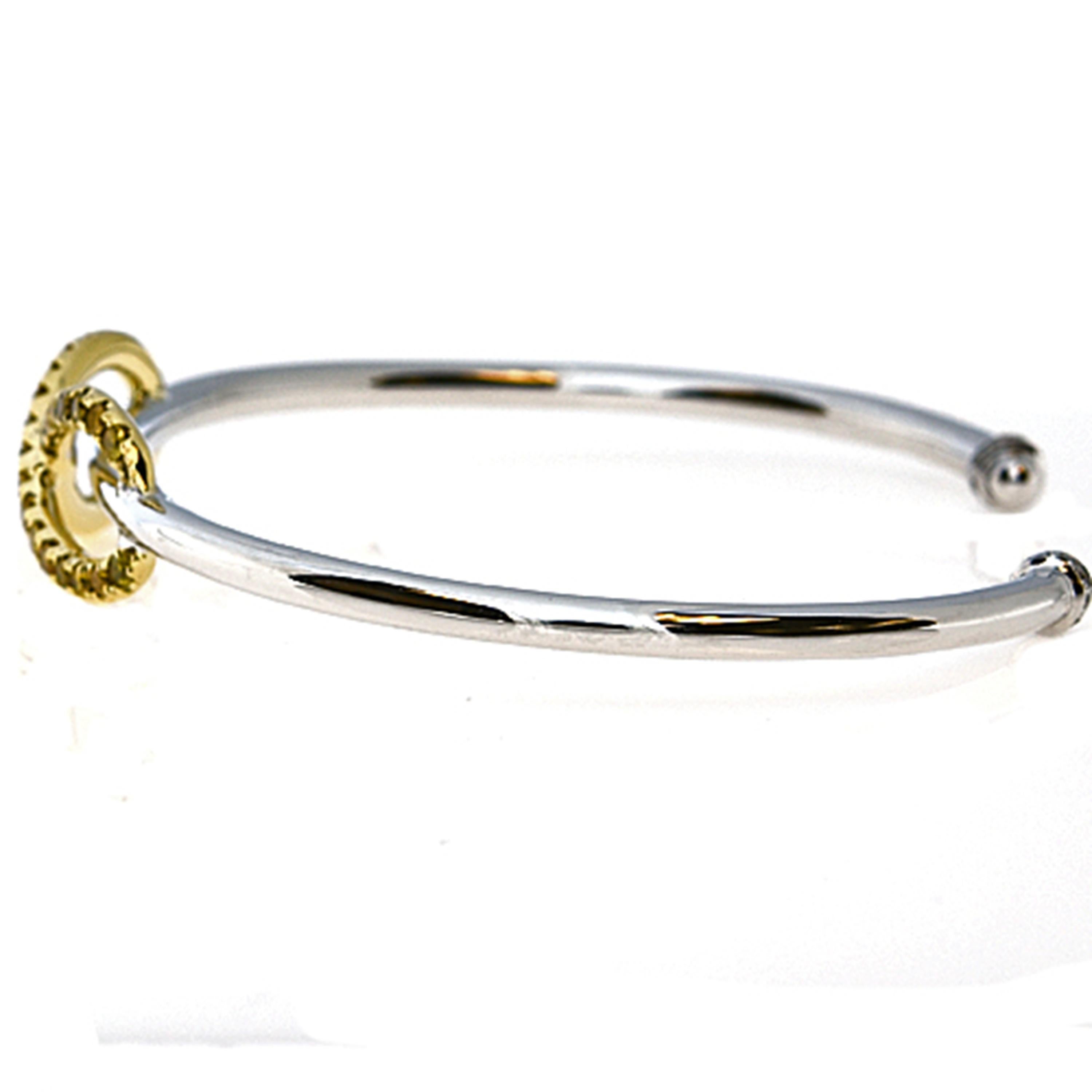 Bracelet en or blanc avec diamant vert de 0,73 carat Neuf - En vente à New York, NY