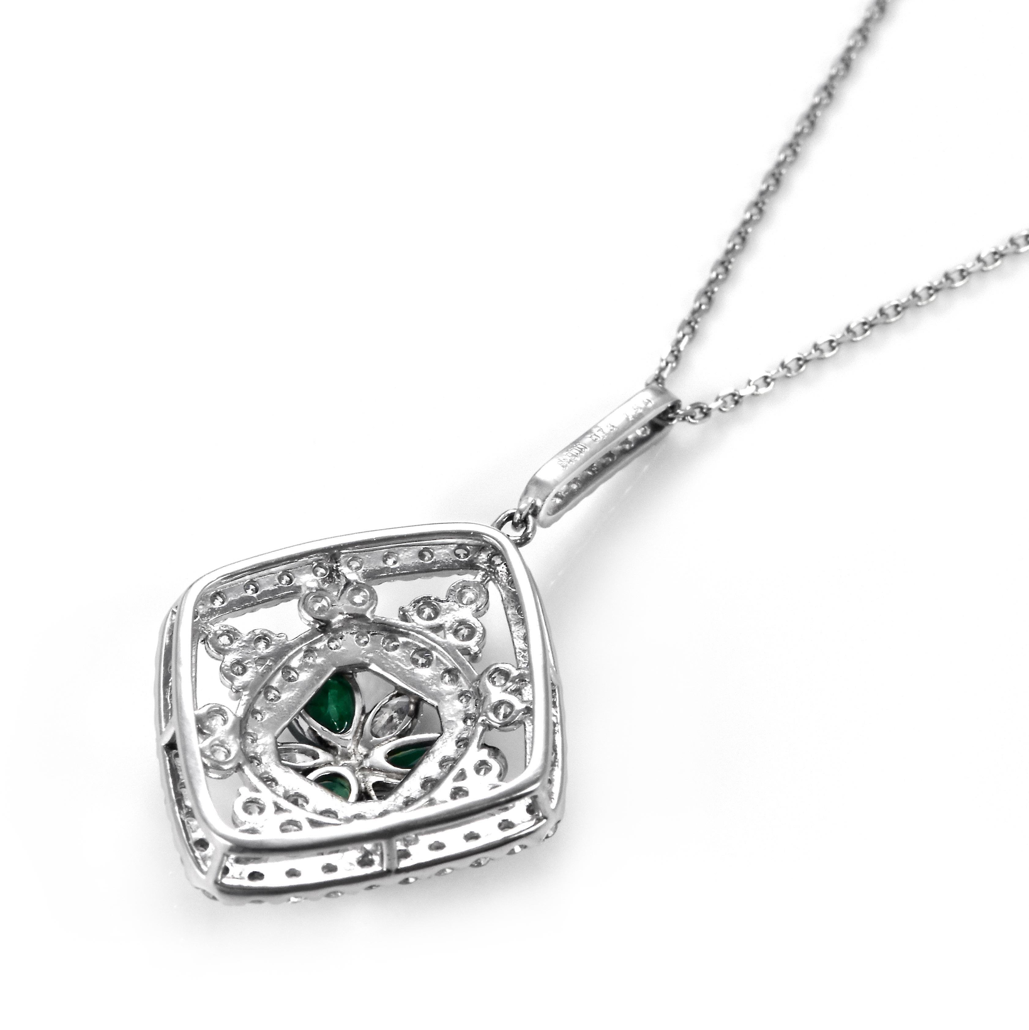 Pendentif en platine de 0,73 carat d'émeraude colombienne naturelle de couleur vert vif en vente 2