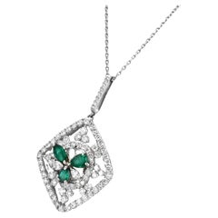 0.73 Carat Natural Vivid Green Colombian Emerald Pendant Made in Platinum