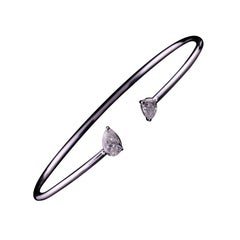0.73 Carat Pear Diamond Open Cuff Bracelet moderne en or blanc 18K