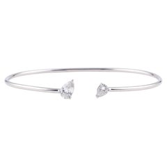 0.73 Carat Pear Diamond Open Cuff Bracelet moderne en or blanc 18K