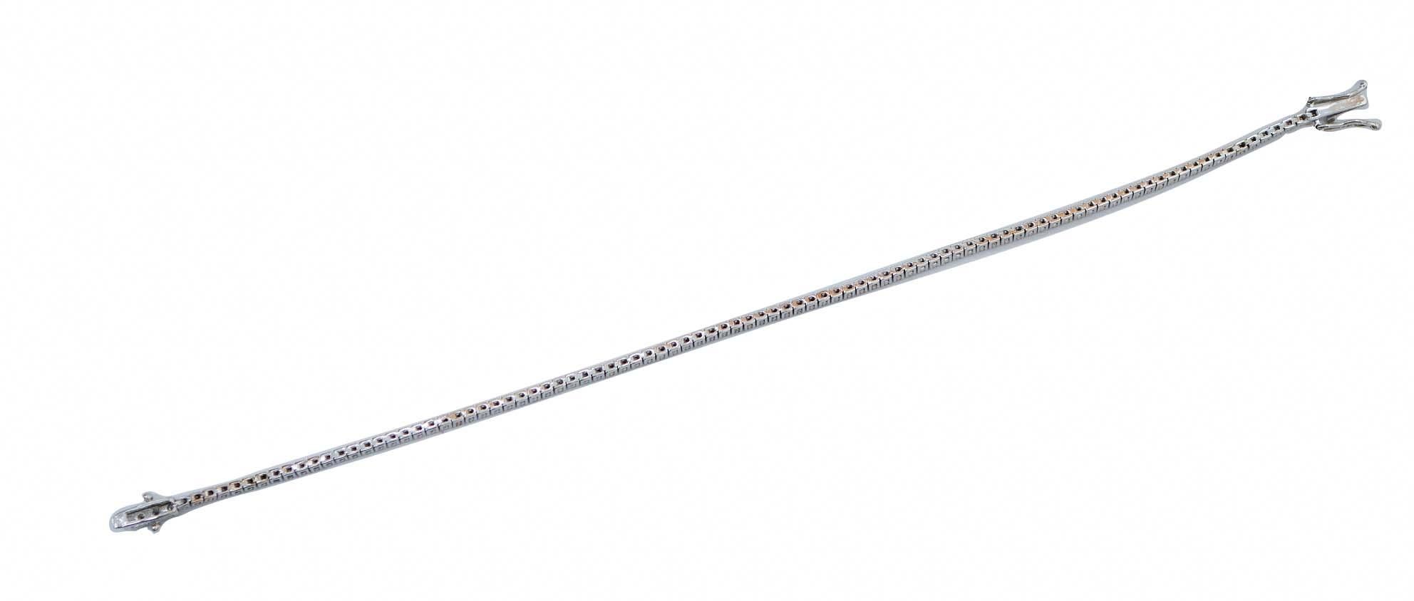 Retro 0.73 Carats Diamonds, 14 Karat White Gold Tennis Bracelet. For Sale