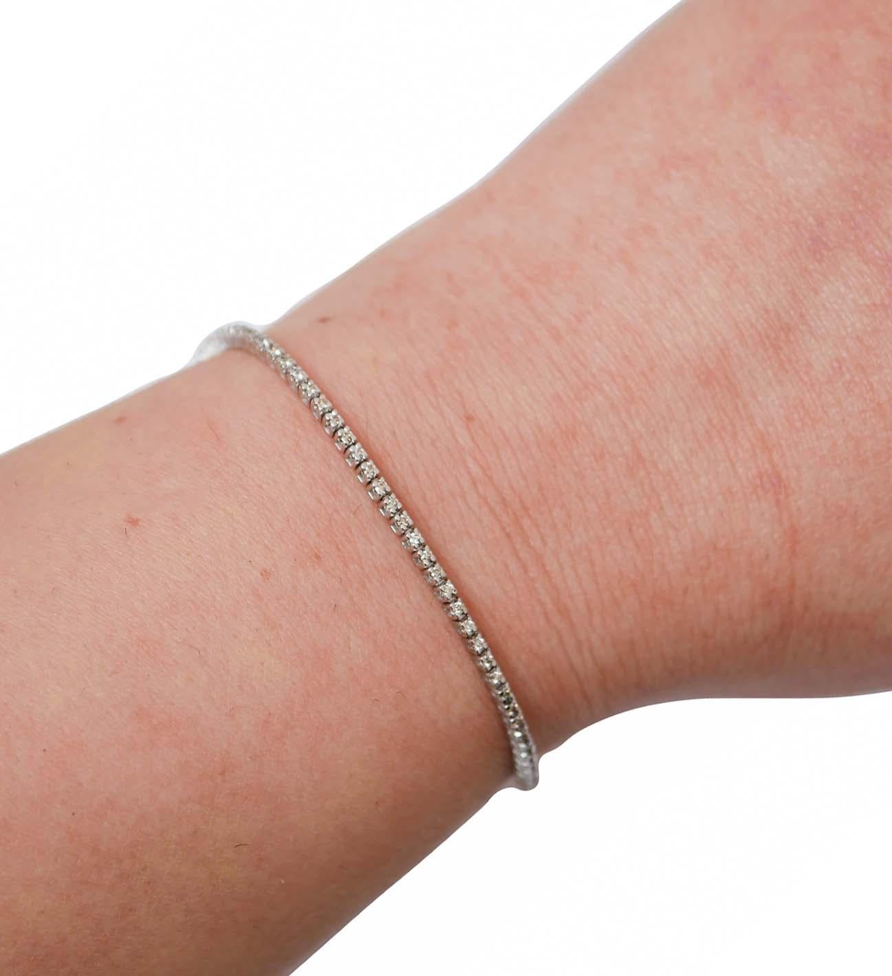 0.73 Carats Diamonds, 14 Karat White Gold Tennis Bracelet. In New Condition For Sale In Marcianise, Marcianise (CE)