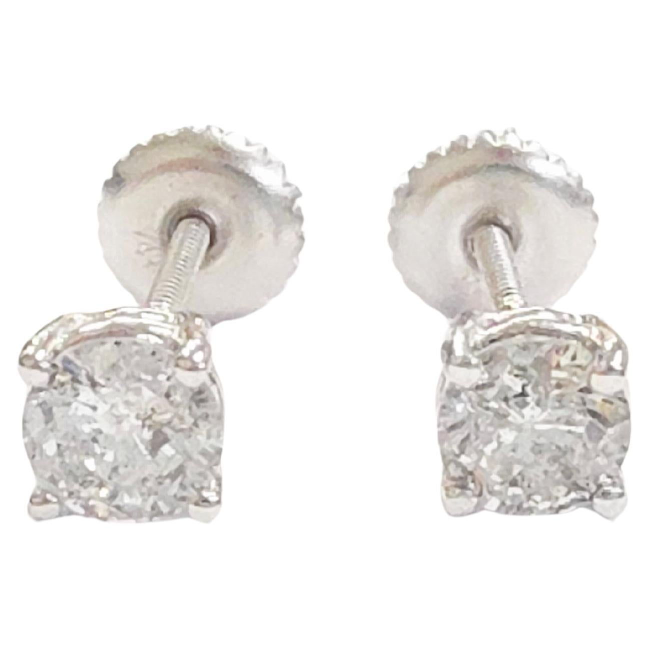 0,73 carati di diamante naturale a forma rotonda Borchie in oro bianco 14 carati in vendita