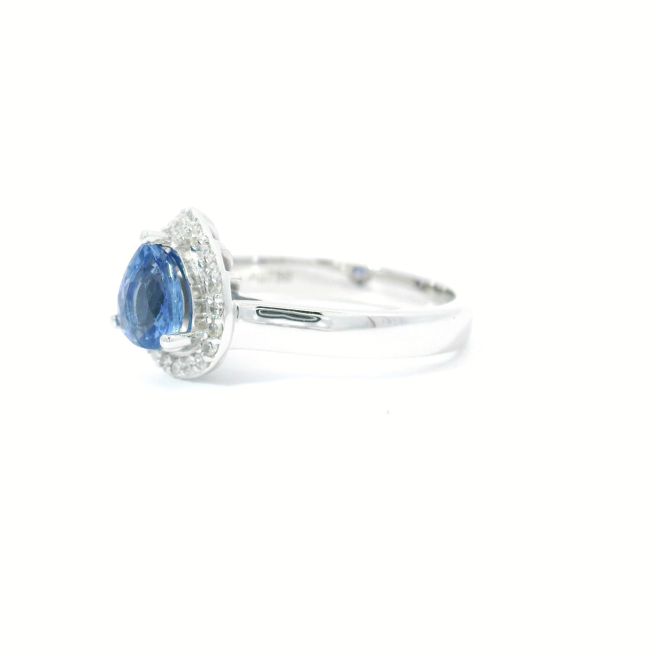 0.73 cts Sapphire ring In New Condition For Sale In บางรัก, TH
