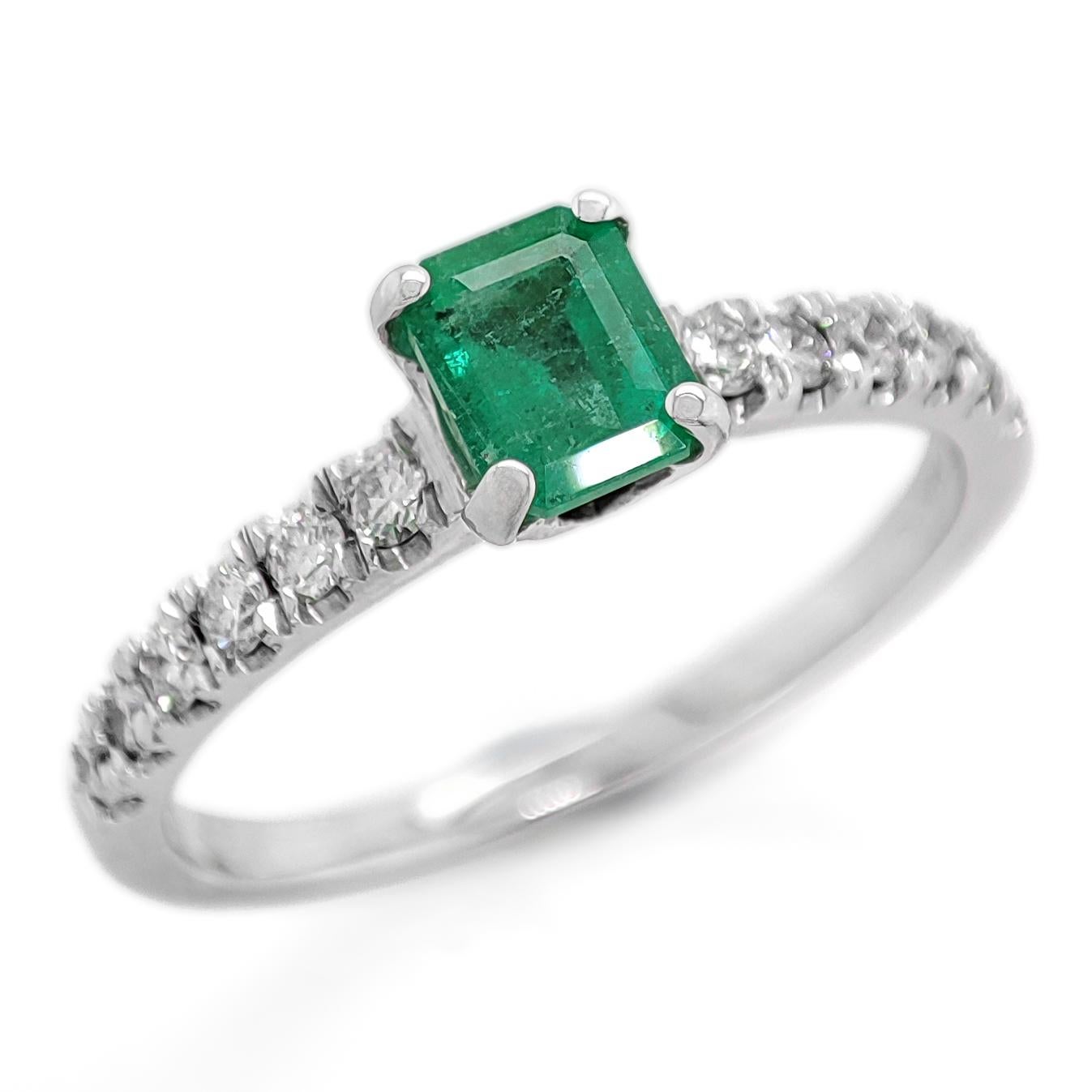 green diamond ring price