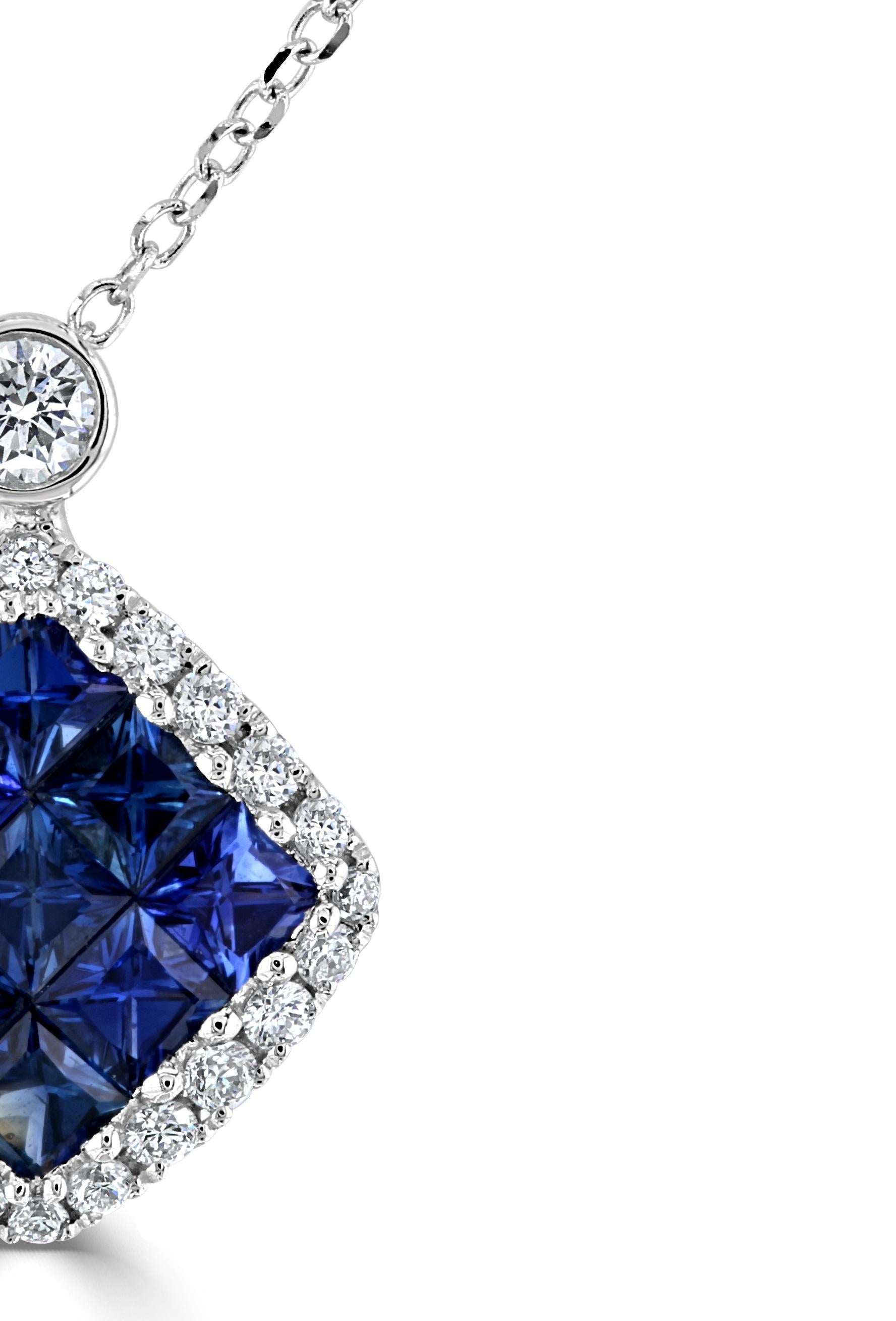 0.74 Carat Blue Sapphire and 0.21 Carat Diamond Pendant in 18k White ref1461 In New Condition For Sale In New York, NY