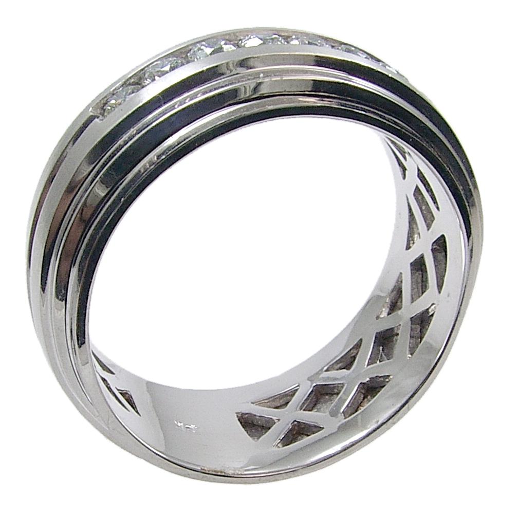 Round Cut 0.74 Carat Channel Set Diamond 18 Karat Gents Ring For Sale