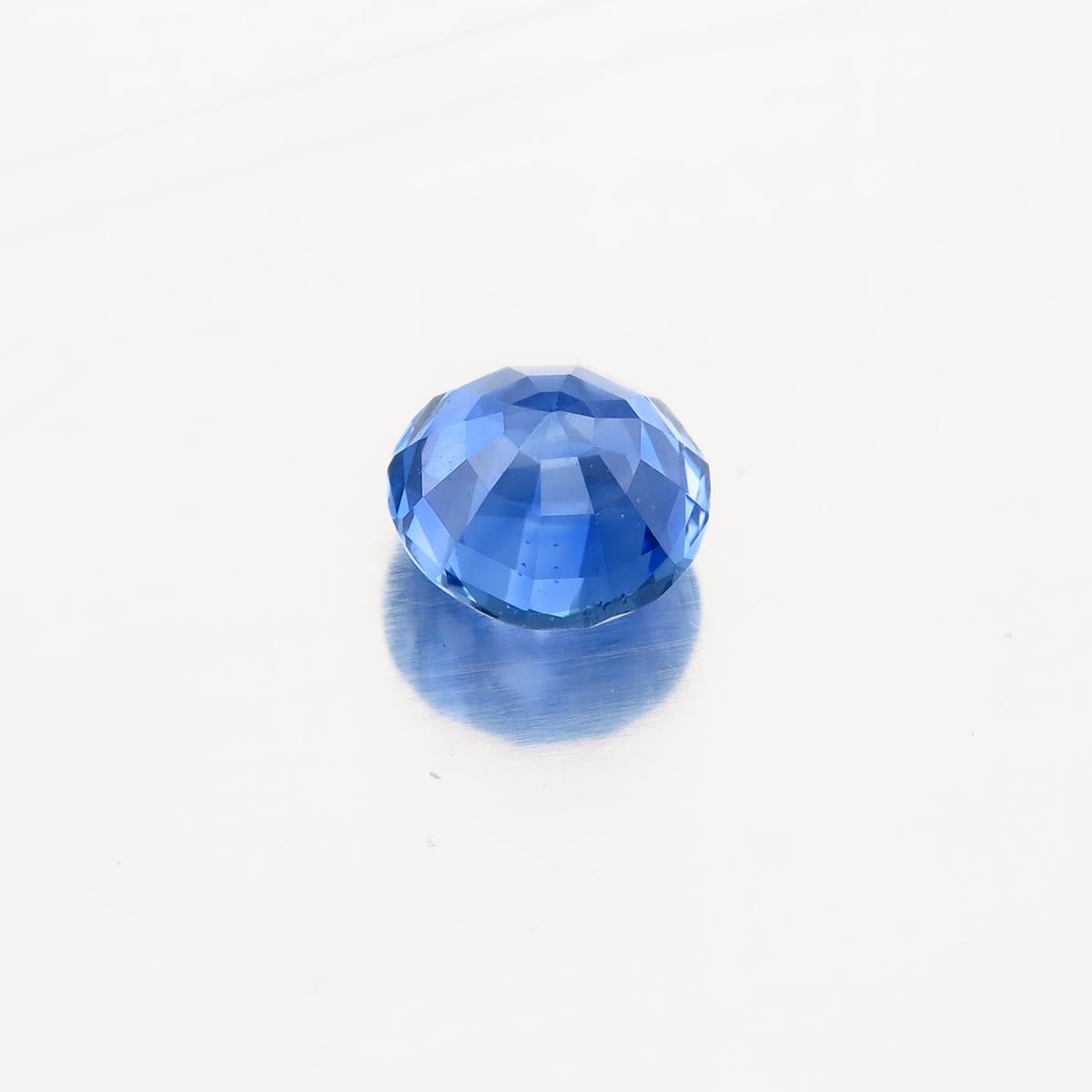 Women's or Men's 0.74 Carat Cornflower Blue Sapphire from Sri Lanka Lotus Certified