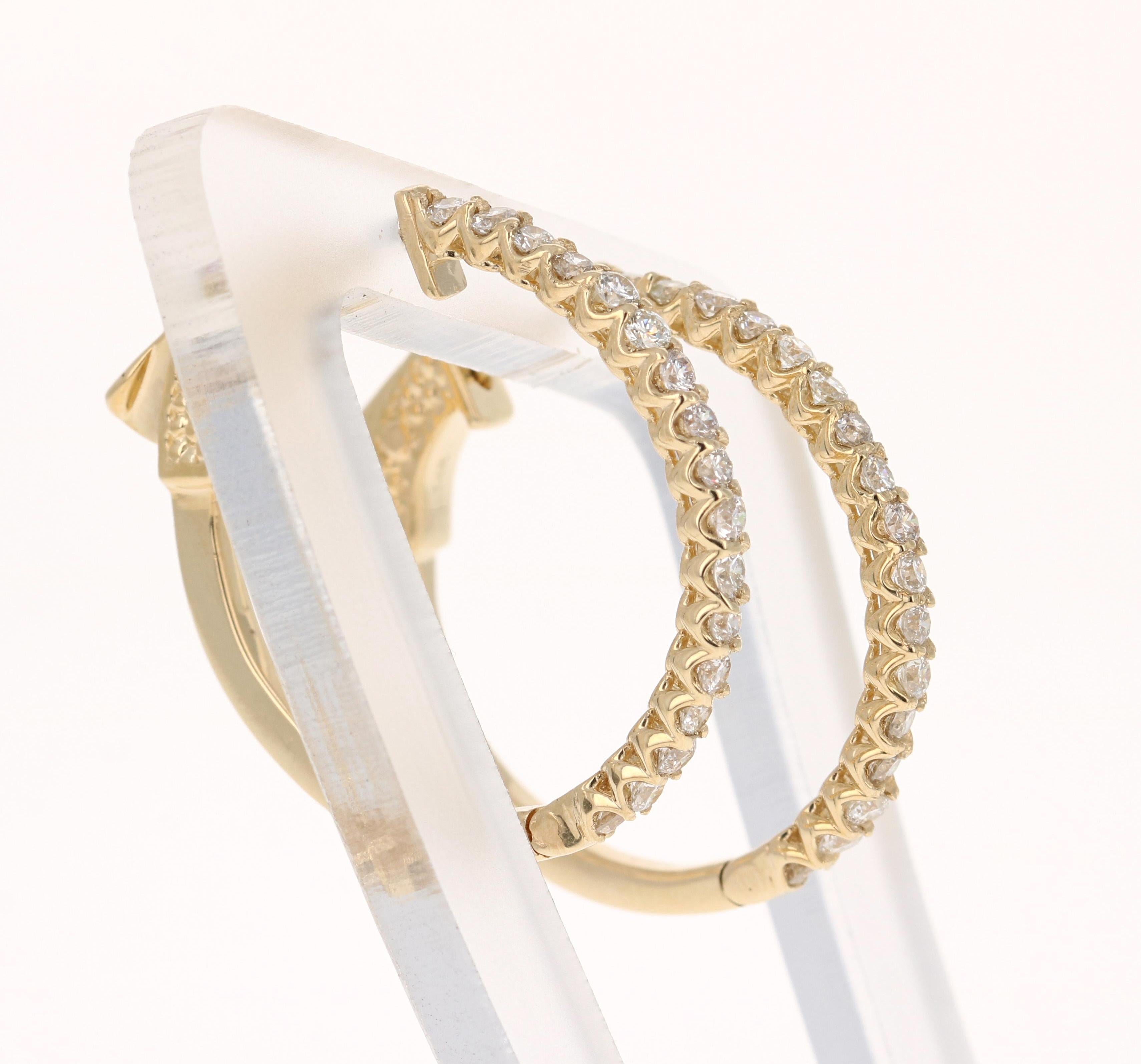 Contemporain Boucles d'oreilles en or jaune 14 carats avec diamants de 0,74 carat en vente