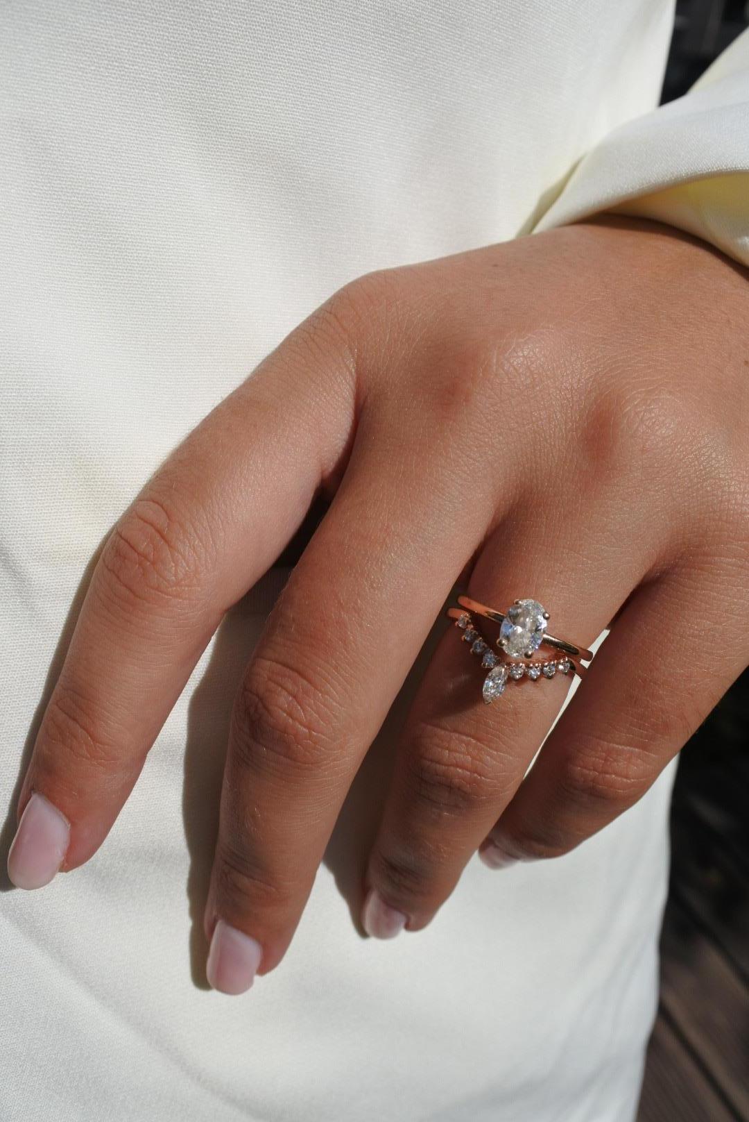 En vente :  Shlomit Rogel Bague de fiançailles en or rose 14 carats avec diamants taille ovale de 0,74 carat 5