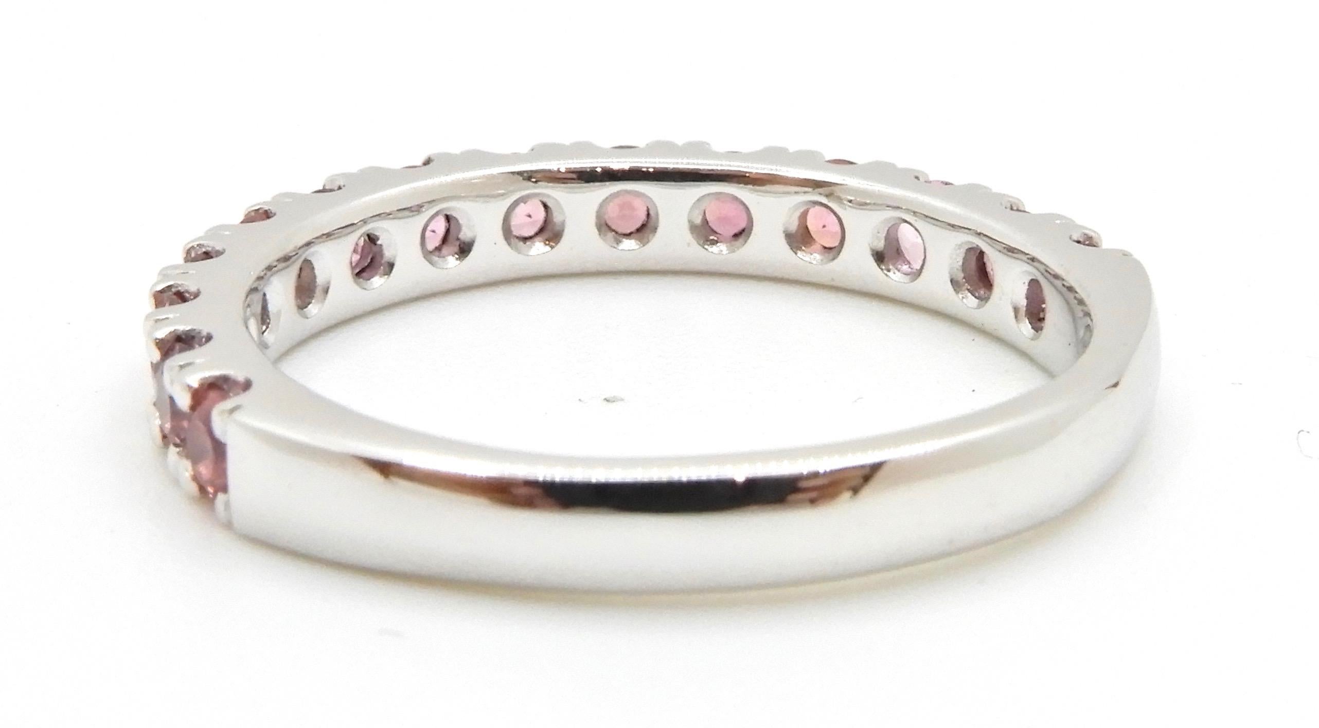 Round Cut 0.74 Carat Pink Sapphire and 18 Carat White Gold Wedding Ring For Sale