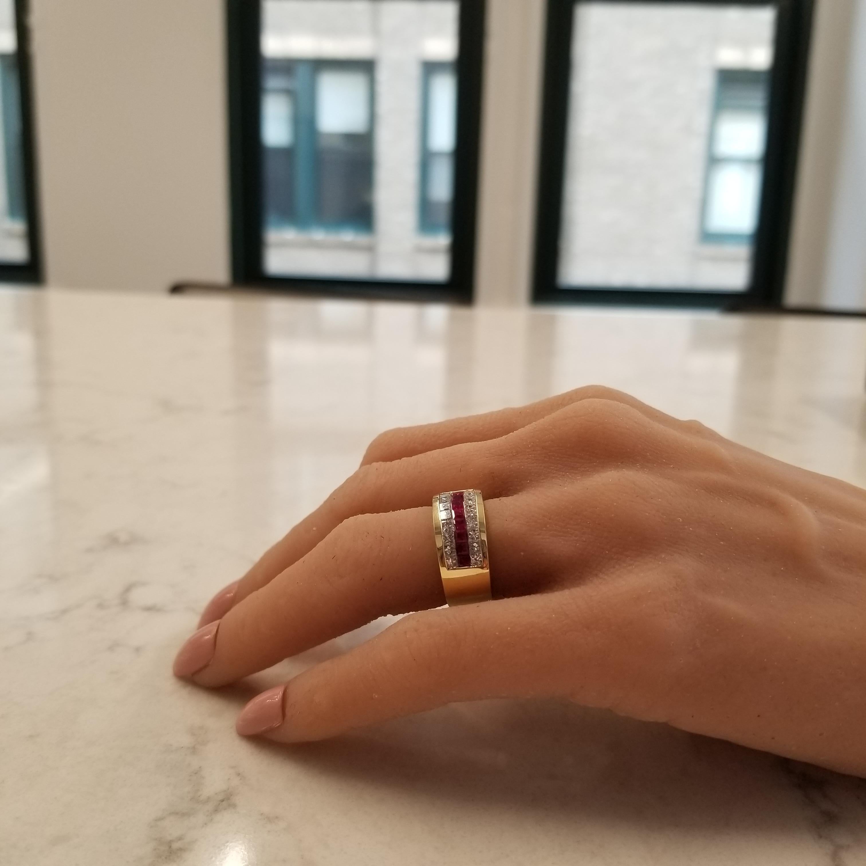 0.74 Carat Total Princess Cut Ruby Ans Diamond Cocktail Ring in 18 Karat Gold In New Condition In Chicago, IL