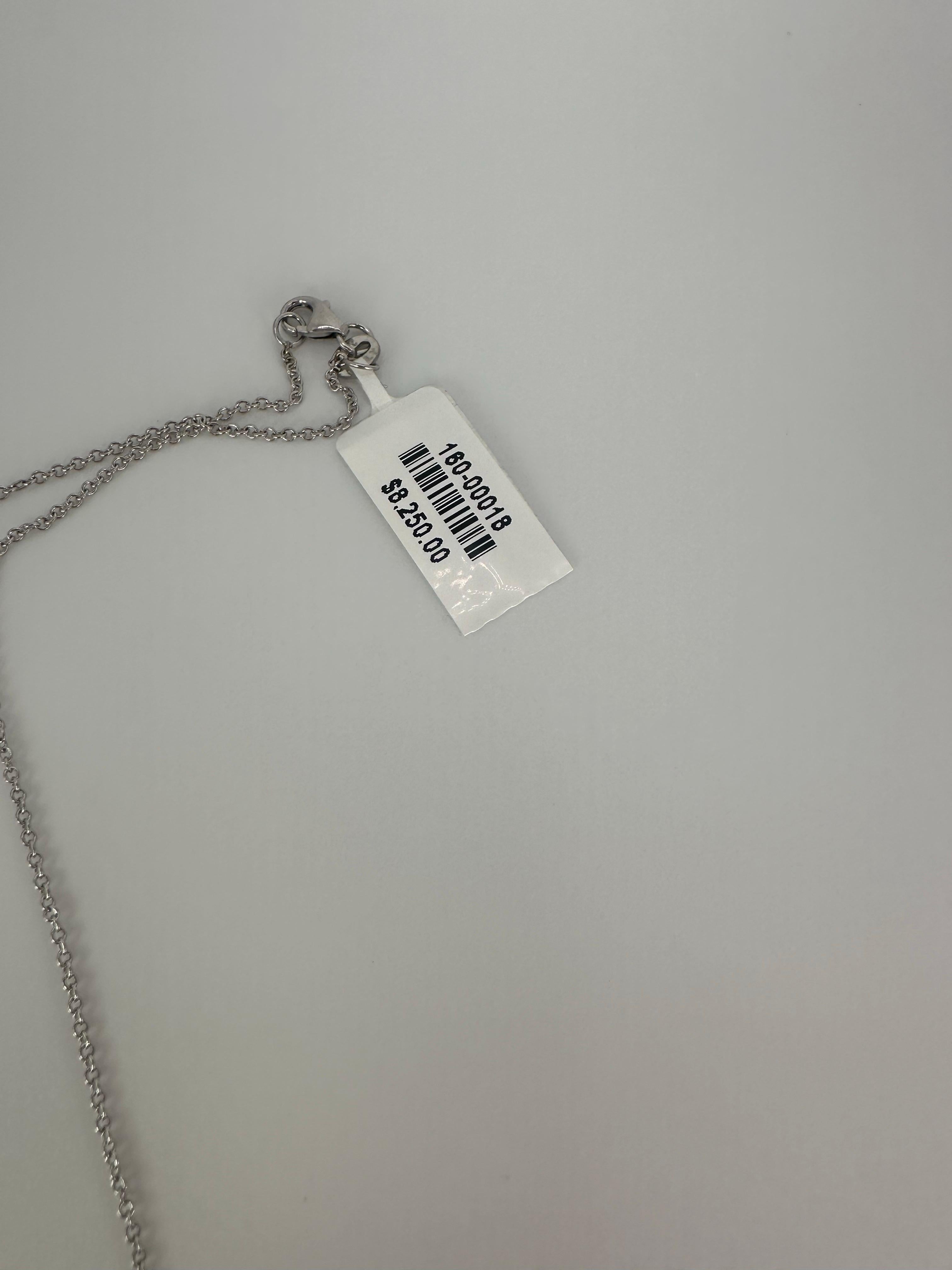 0.74 carats Trillion Diamond pendant necklace 14KT gold Valentines day gift For Sale 1