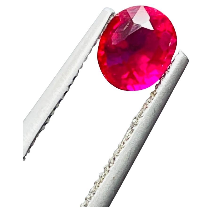RMA76
Gemma naturale certificata ICA di colore sangue di piccione di rubino di Birmania
Specie: Nature Corumdum
Varietà: Rubino naturale
Peso: 0,74ct
Colore: Sangue di piccione
Taglio: Brilliante /Step
Limpidezza: Occhi puliti
Origine: