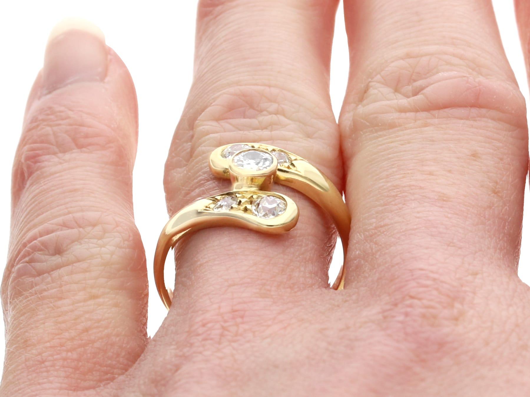 0.74Ct Diamond and 18k Yellow Gold Twist Ring For Sale 3