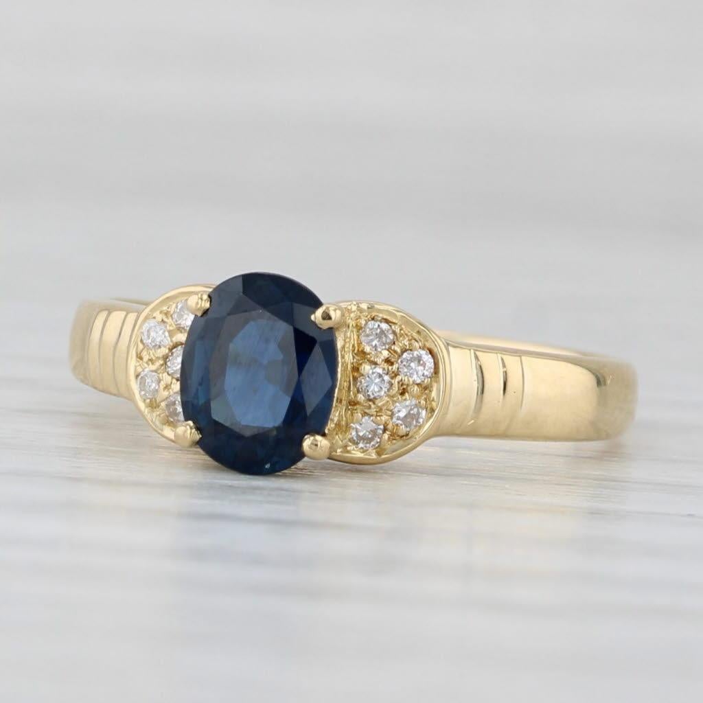 0.74ctw Blue Sapphire Diamond Ring 18k Yellow Gold Size 5.25 in vendita 1