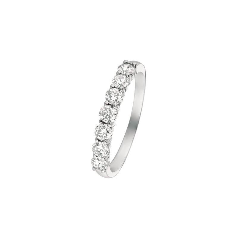 For Sale:  0.75 Carat 7-Stone Natural Diamond Ring G SI 14 Karat White Gold 4