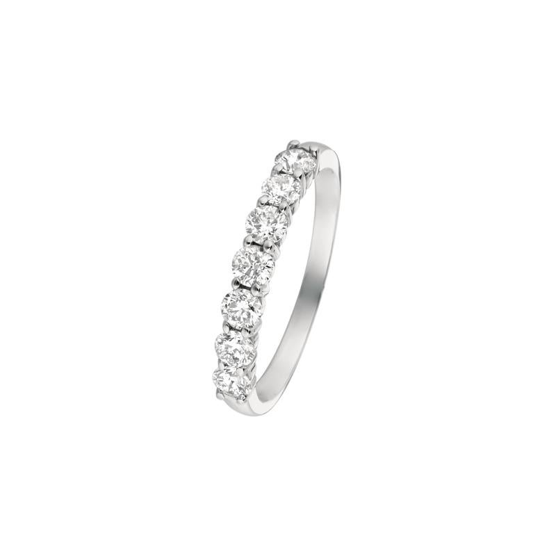 Round Cut 0.75 Carat 7-Stone Natural Diamond Ring G SI 14 Karat White Gold For Sale