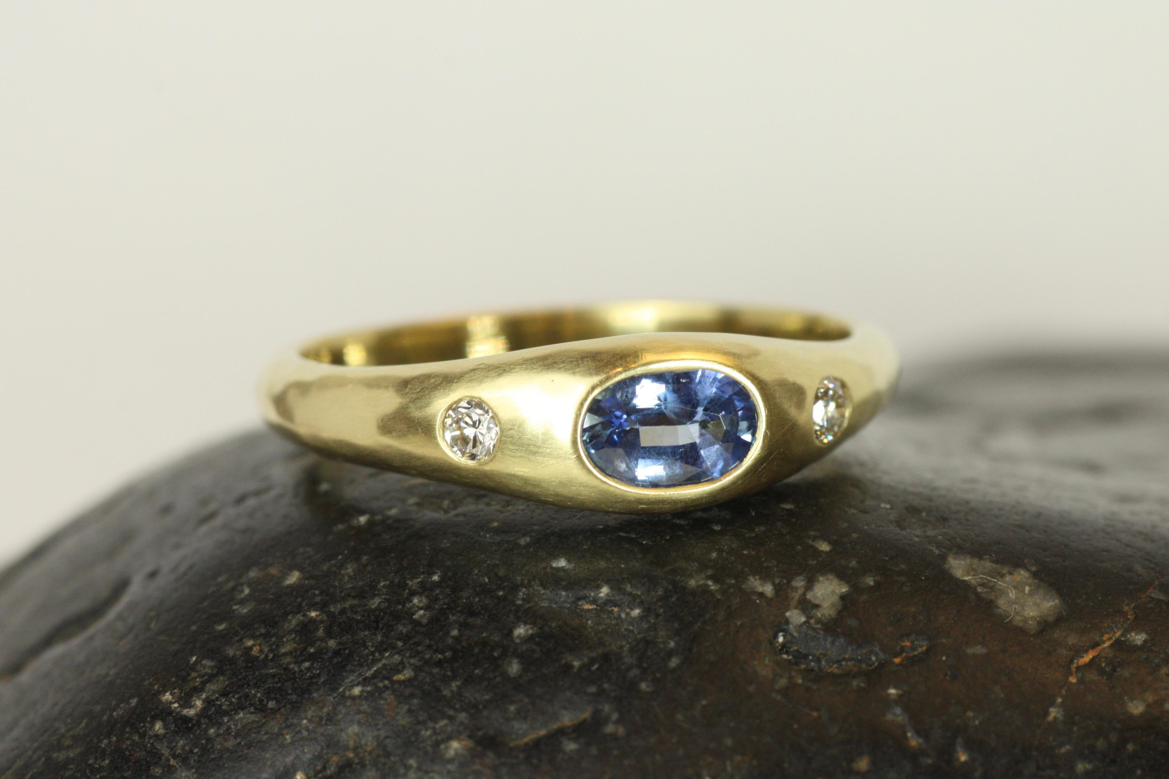 Oval Cut 0.75 Carat Ceylon Blue Sapphire & Diamond Gypsy Ring in 20K California Gold For Sale