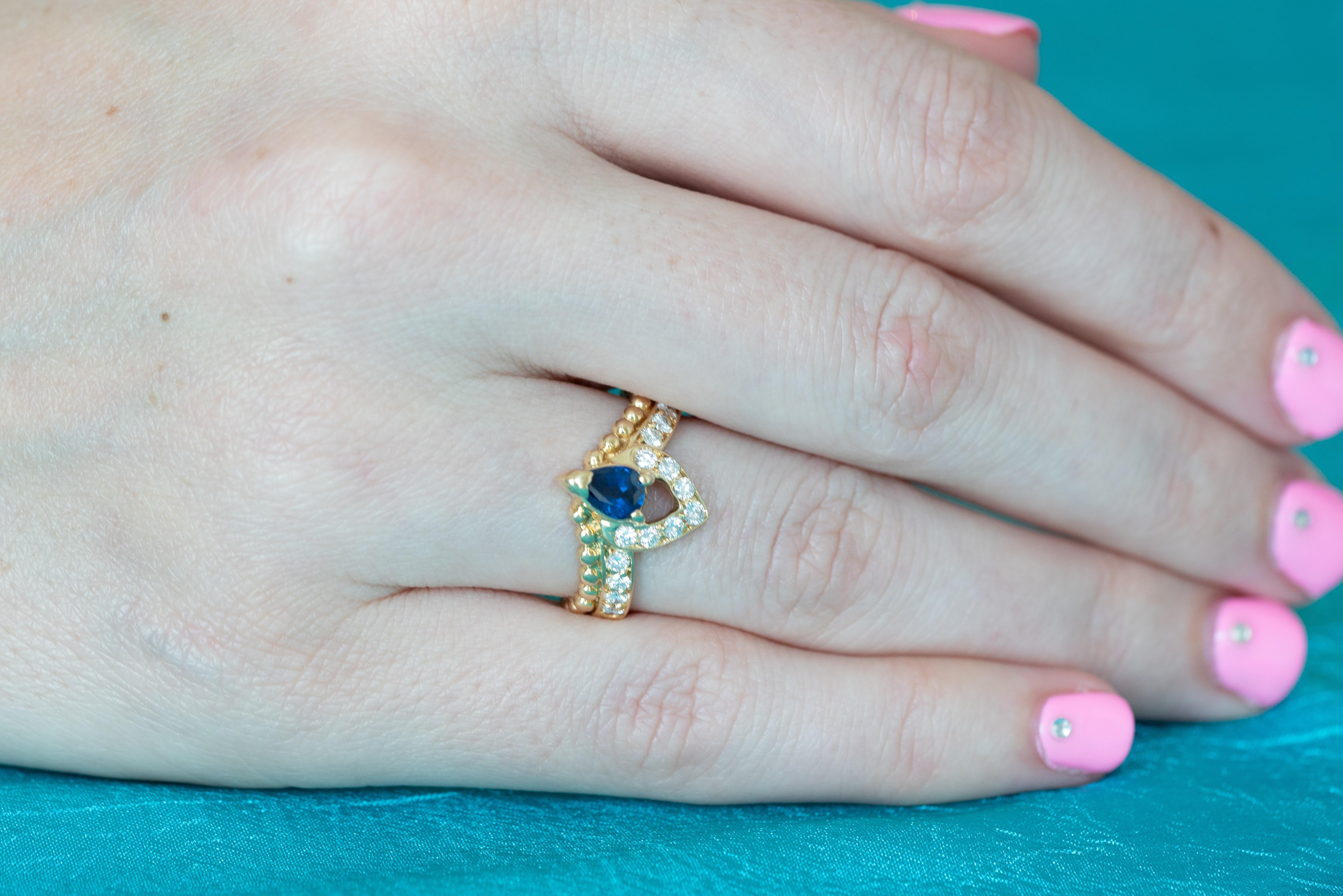 0.75 Carat Diamond and Sapphire 18 Karat Yellow Gold Ring 4