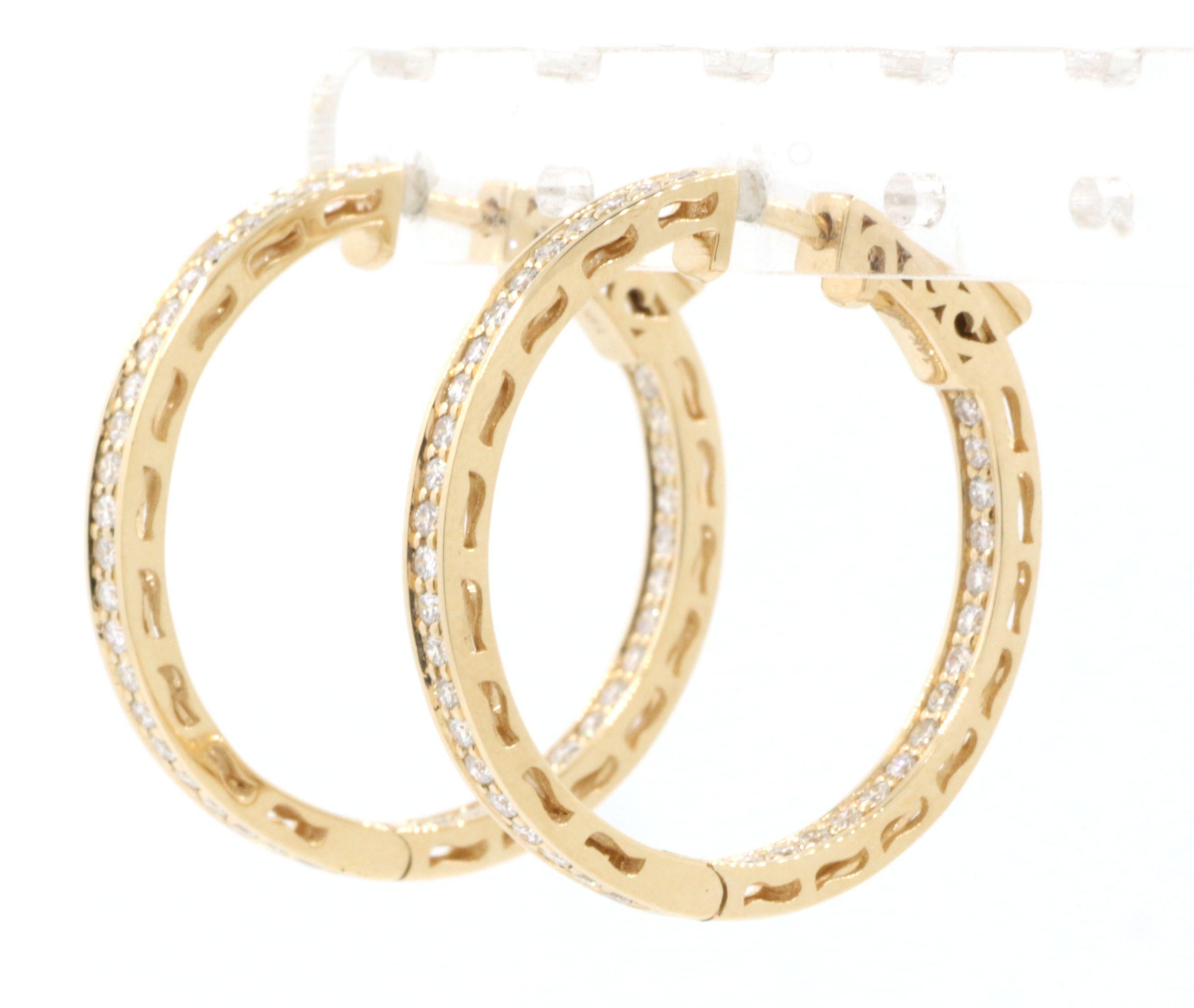 0.75 Carat Diamond Hoop Earrings in 14 Karat Yellow Gold In New Condition In Hong Kong, HK